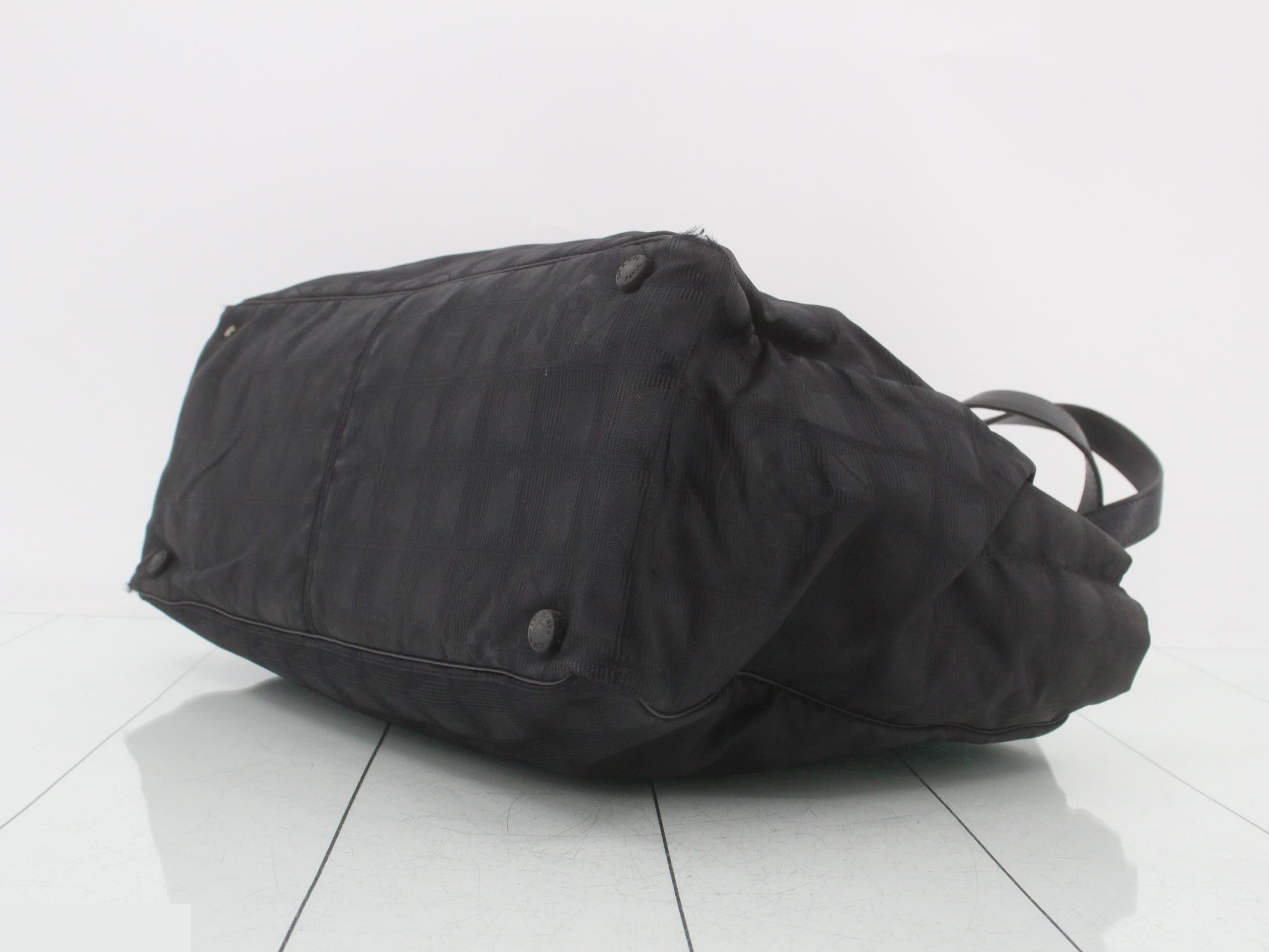 New Travel Line Tote Bag, Black — view 6