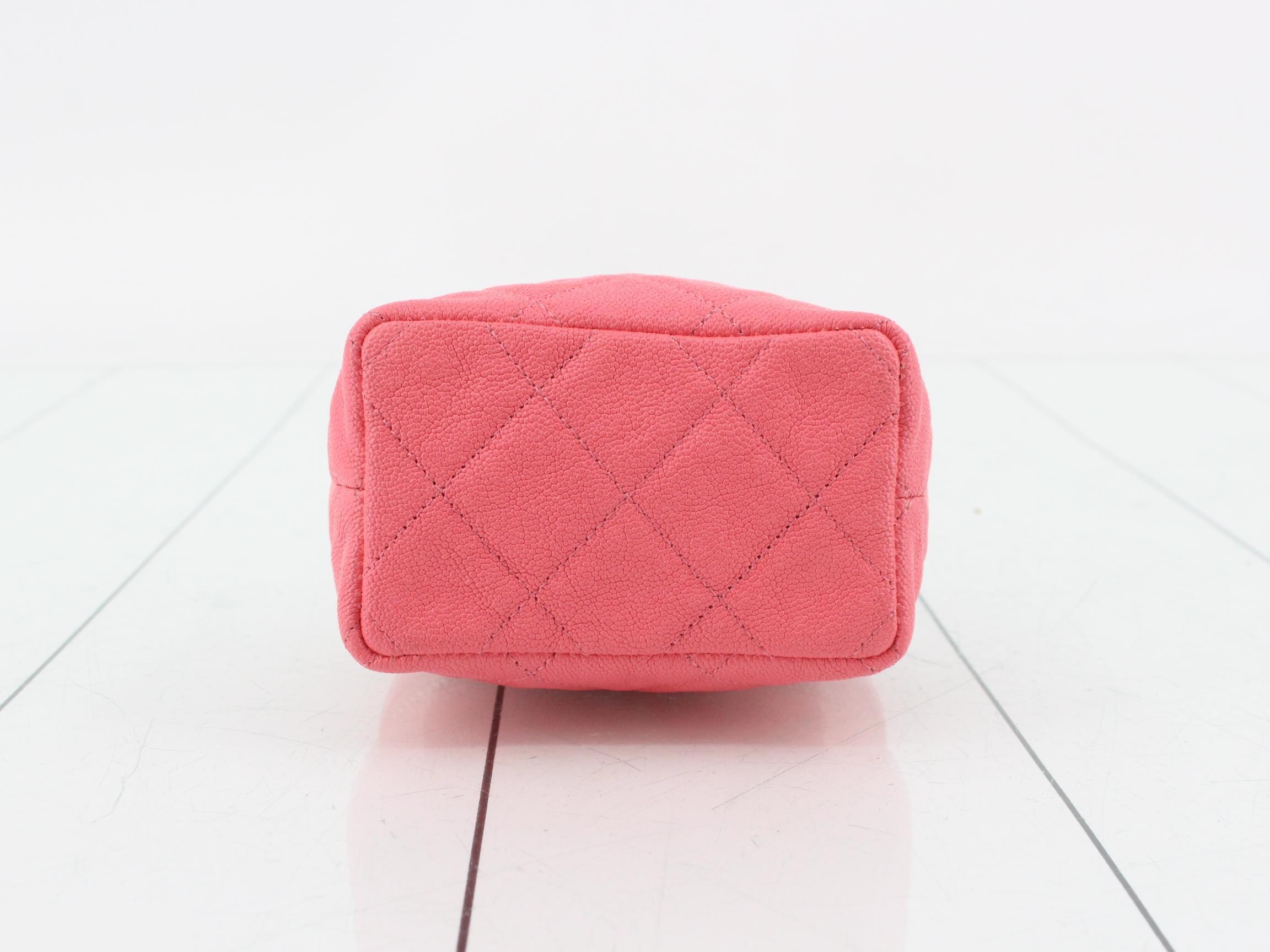 Caviar Skin 2-Way Vanity — view 3