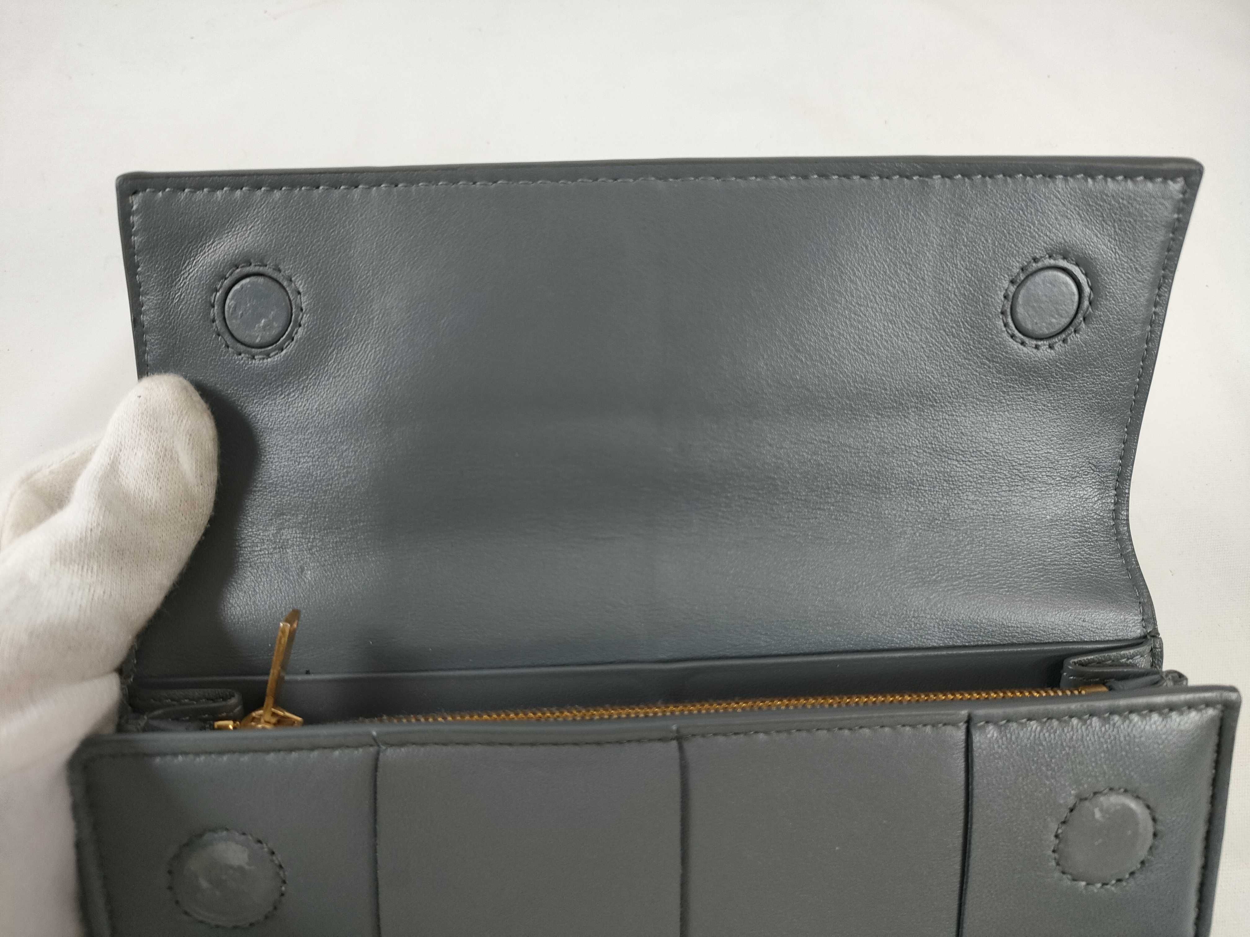 Intrecciato Maxi Intrecciato Cassette Gray Wallet — view 9