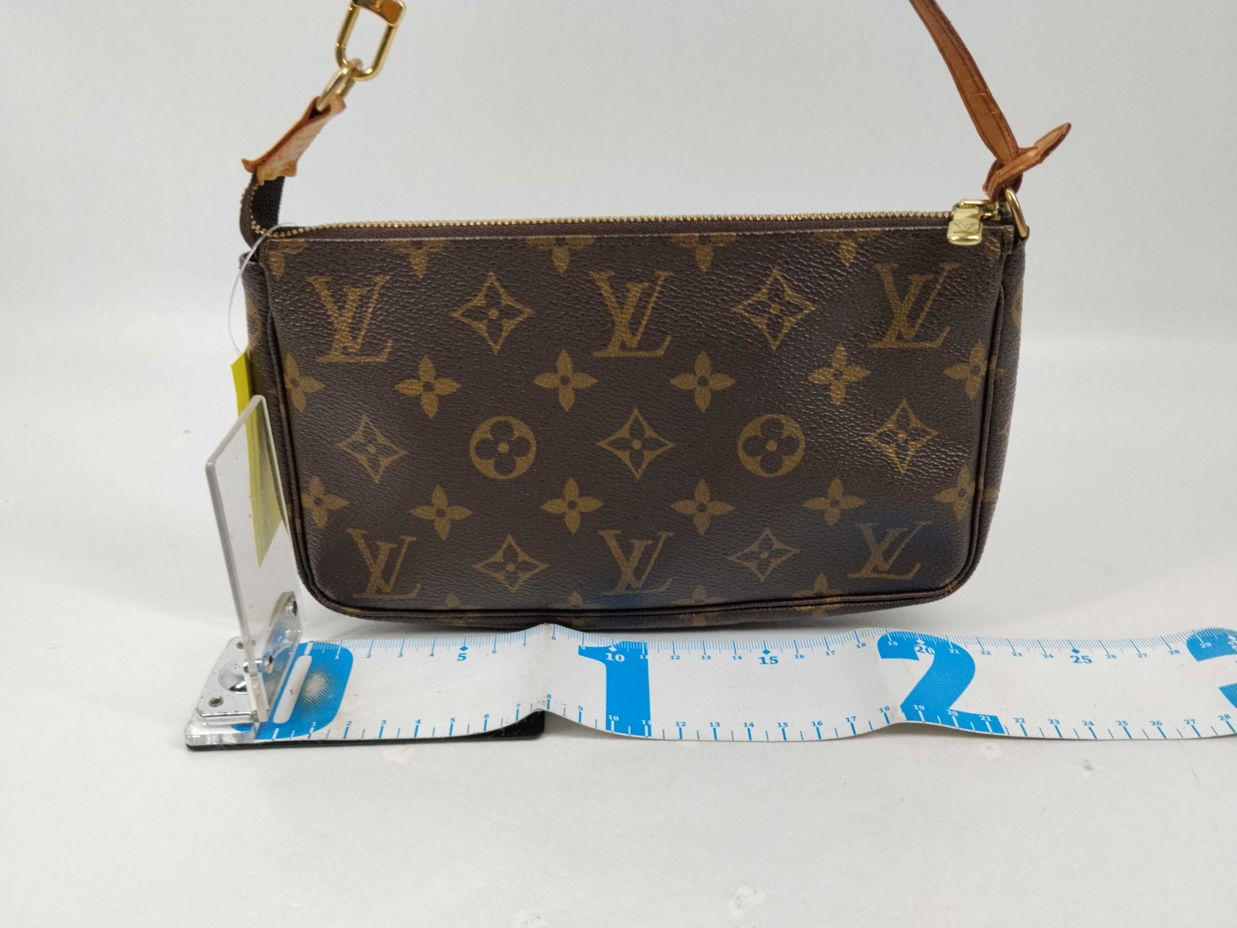 Monogram M40712 Pochette Accessoires Shoulder Pouch — view 2