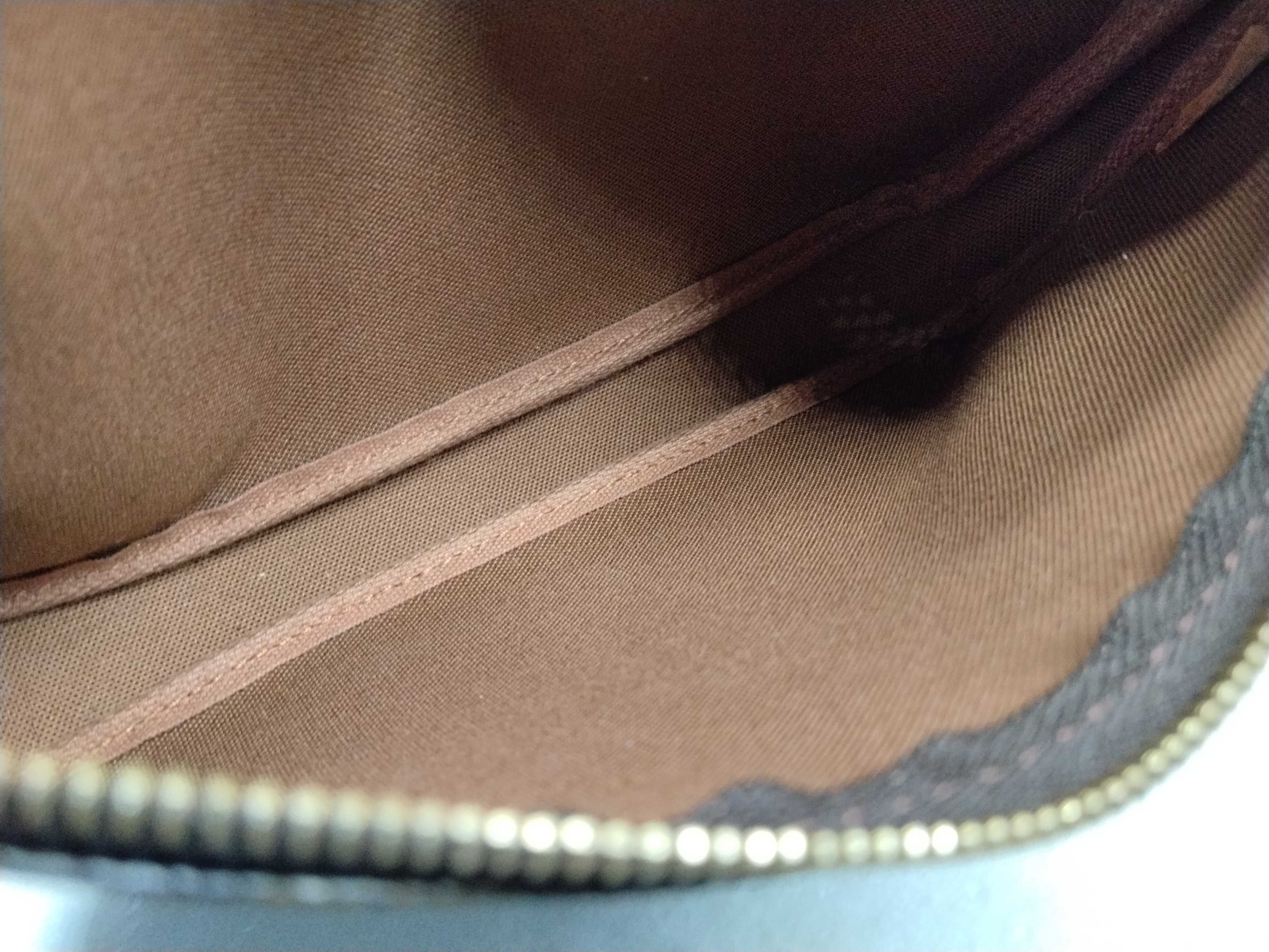 Monogram M40712 Pochette Accessoires Shoulder Pouch — view 11