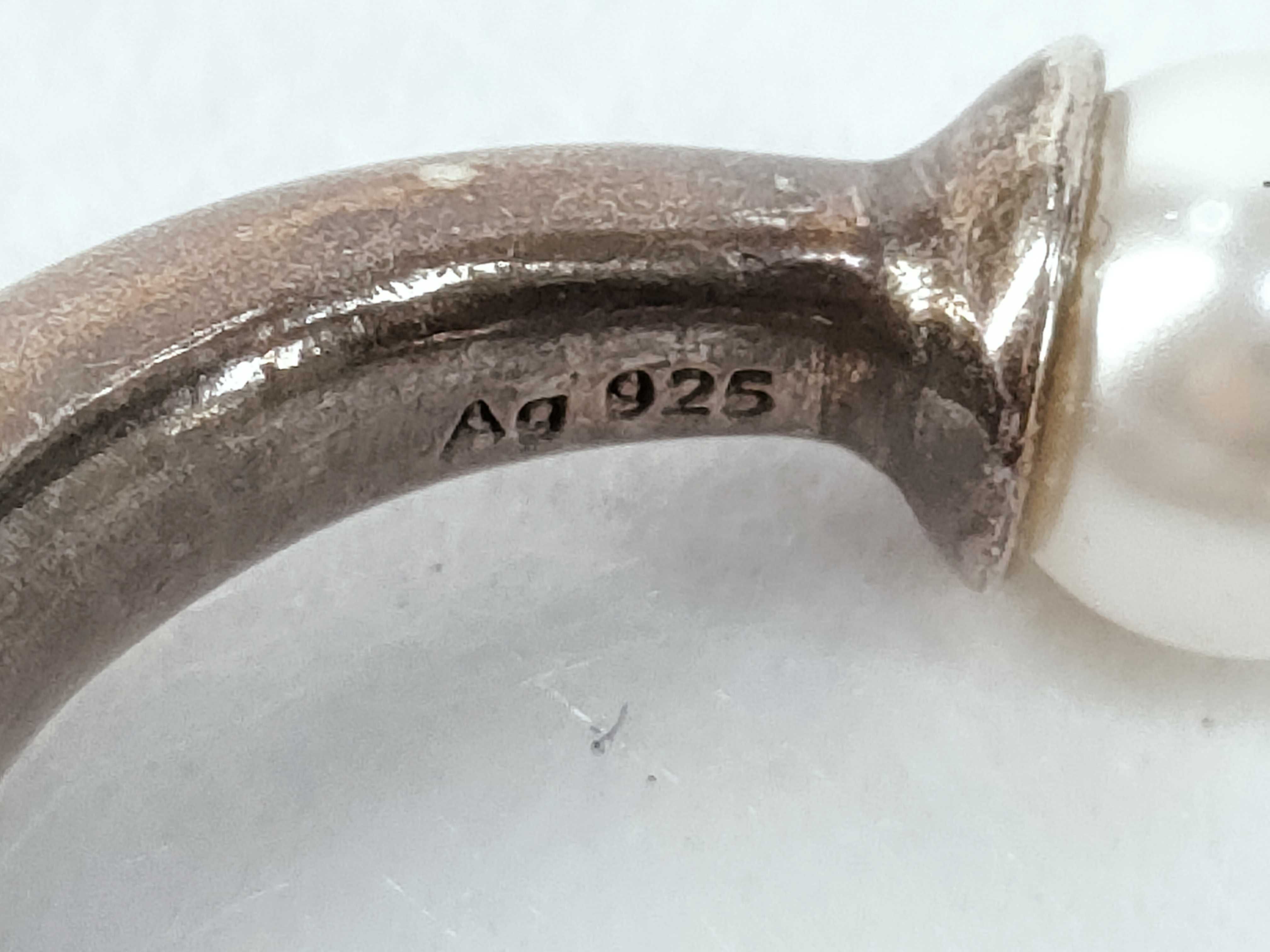 Tribal Pearl Ring, Size M — view 6