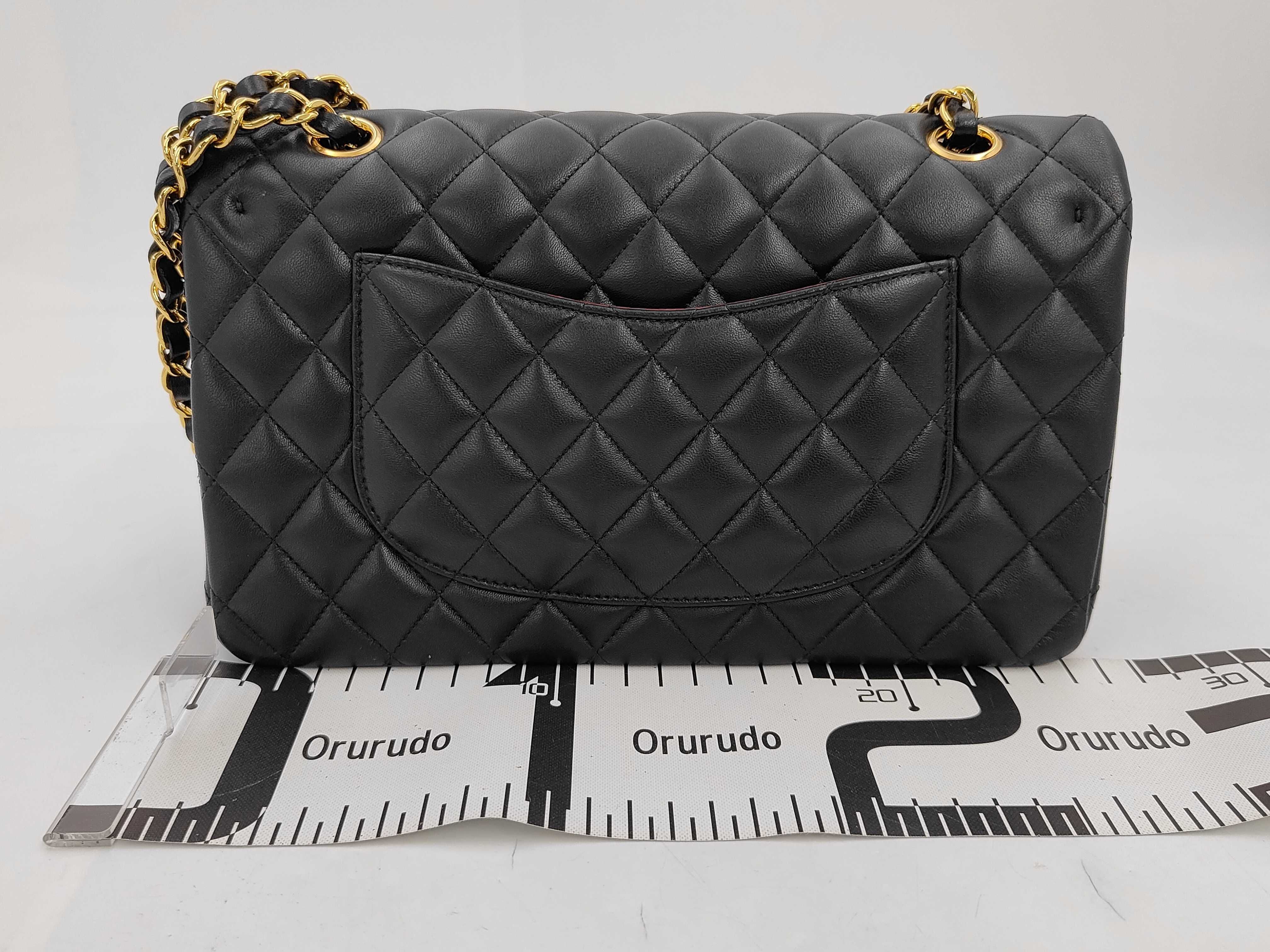 Matelassé 25 Double Flap Lambskin Black Chain Shoulder Bag — view 2