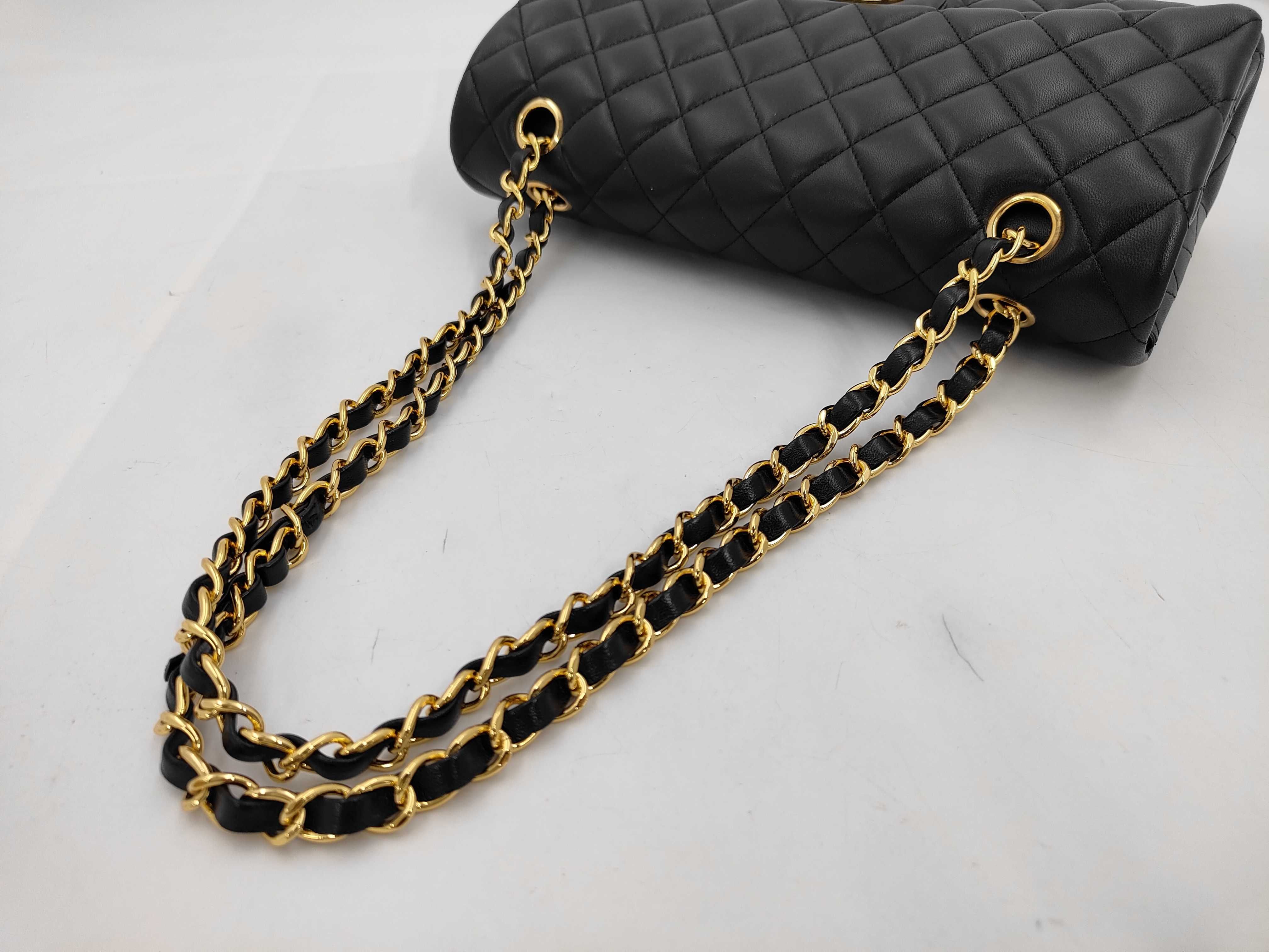 Matelassé 25 Double Flap Lambskin Black Chain Shoulder Bag — view 3