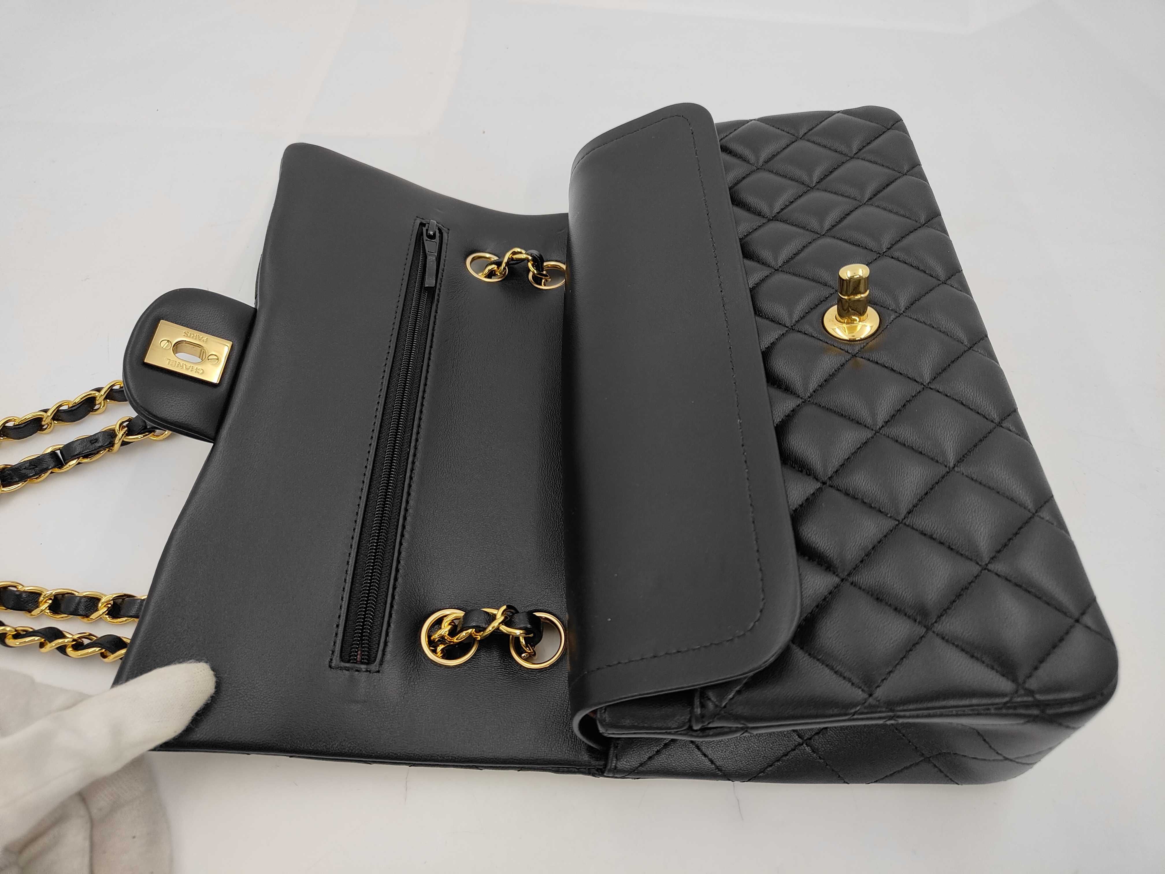 Matelassé 25 Double Flap Lambskin Black Chain Shoulder Bag — view 8