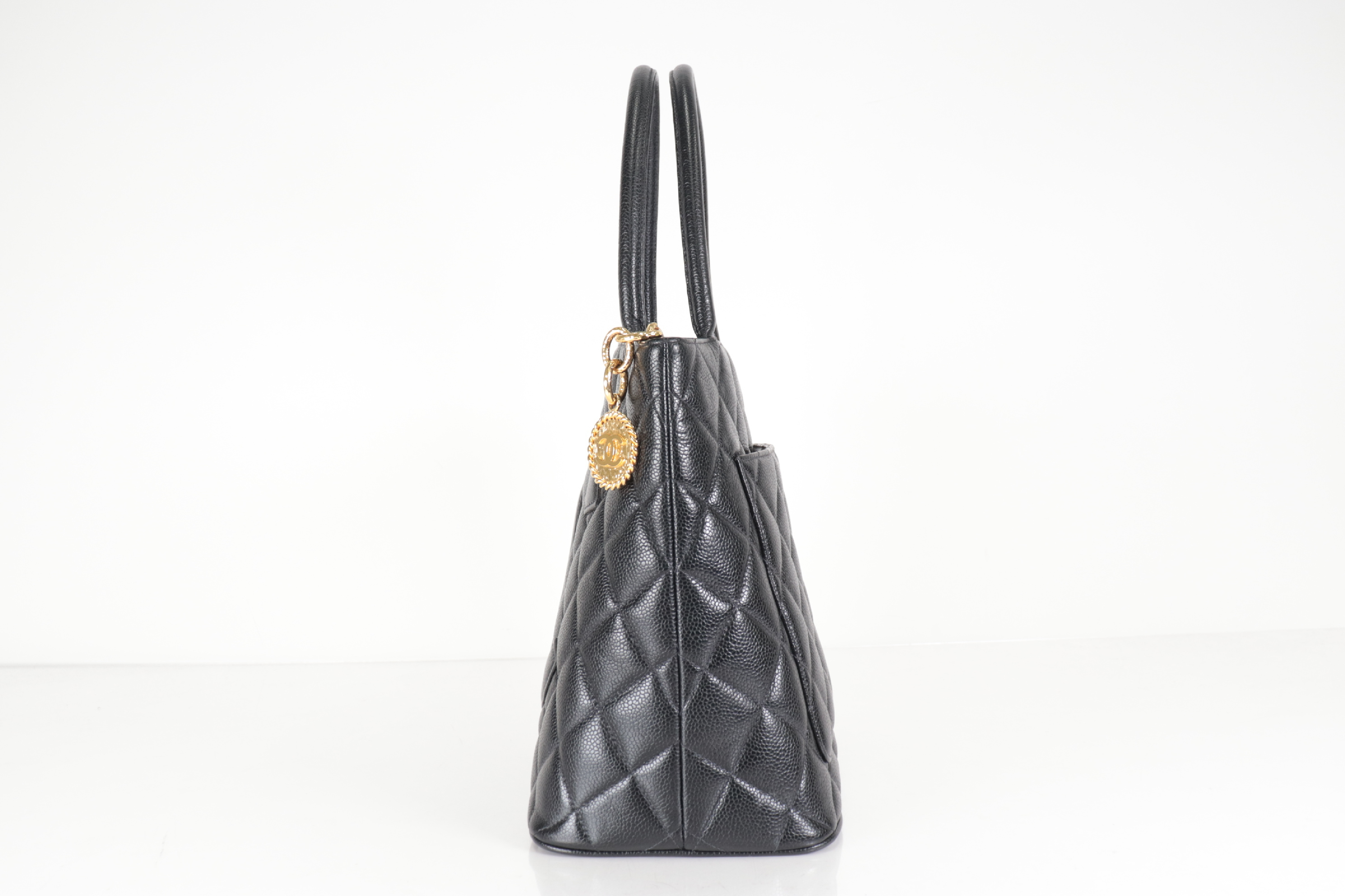 Caviar Reissue Tote Bag (Serial No. 5) — view 4