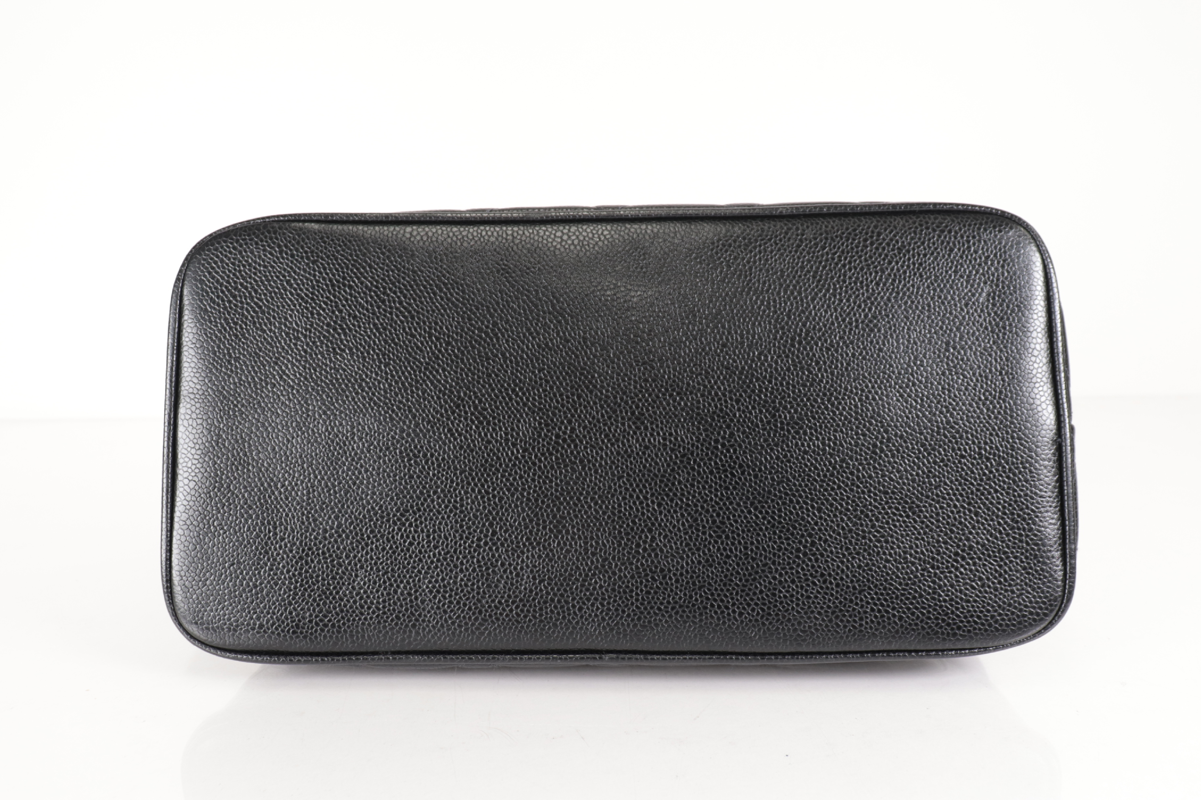 Caviar Reissue Tote Bag (Serial No. 5) — view 7