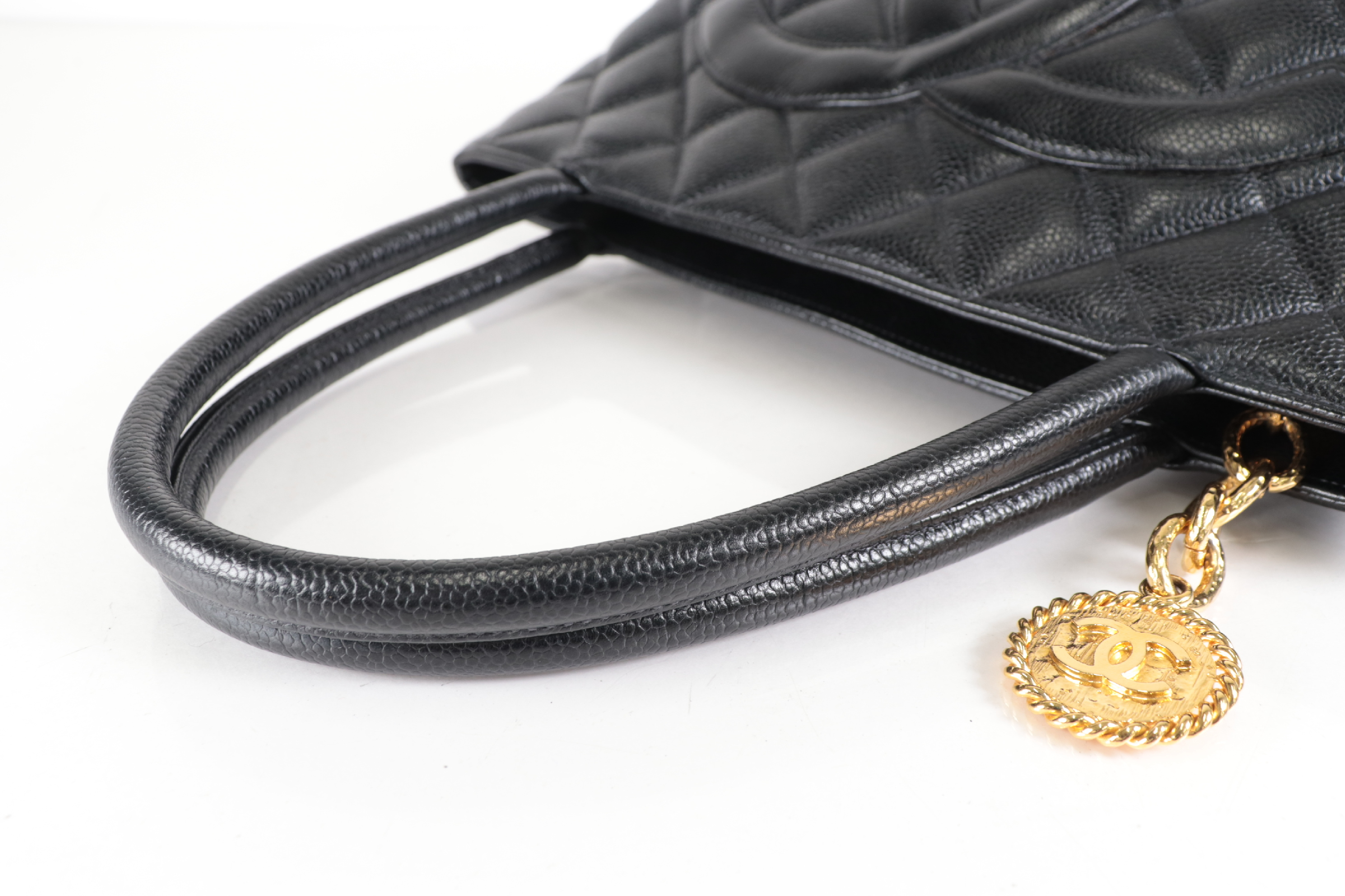 Caviar Reissue Tote Bag (Serial No. 5) — view 8