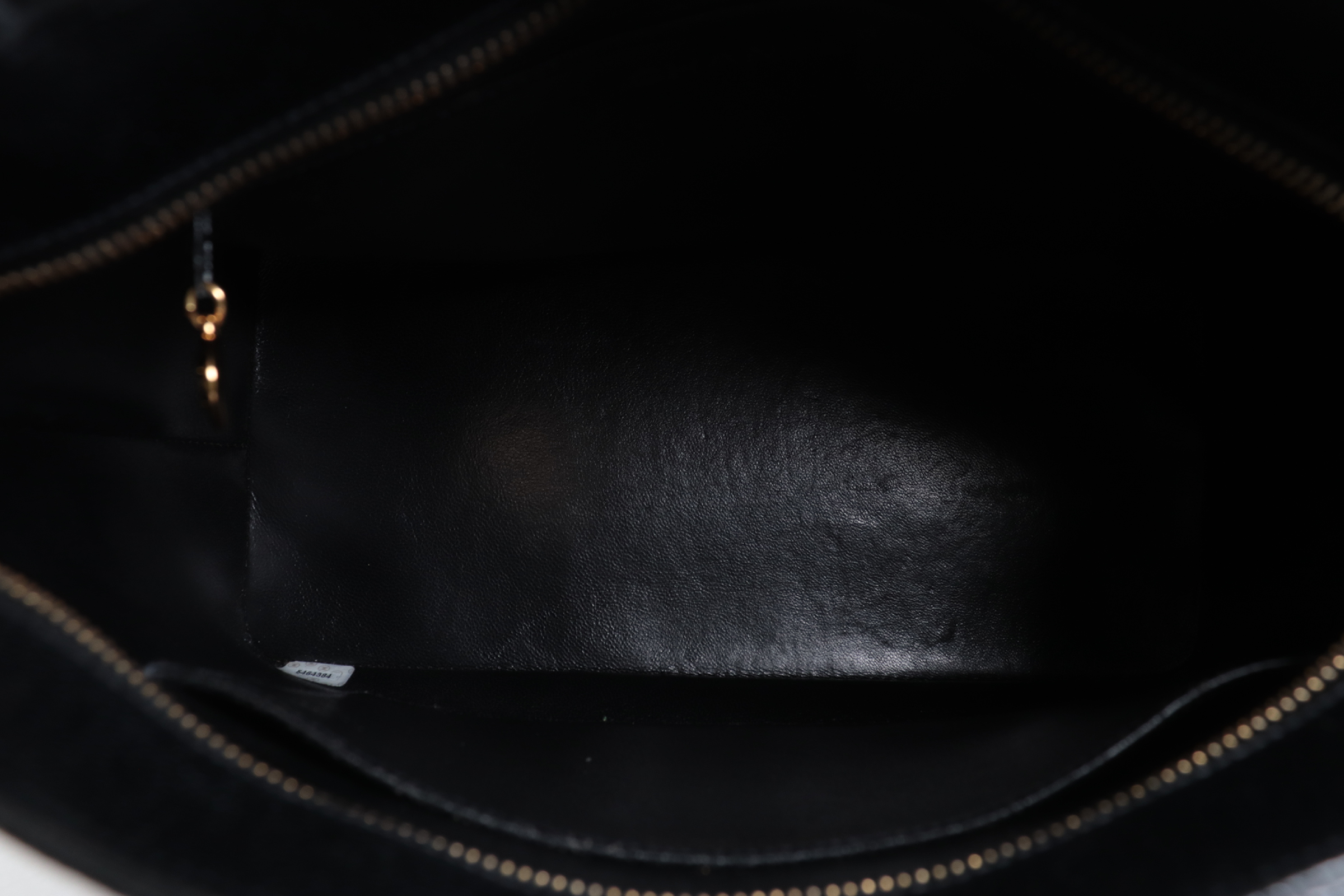 Caviar Reissue Tote Bag (Serial No. 5) — view 10