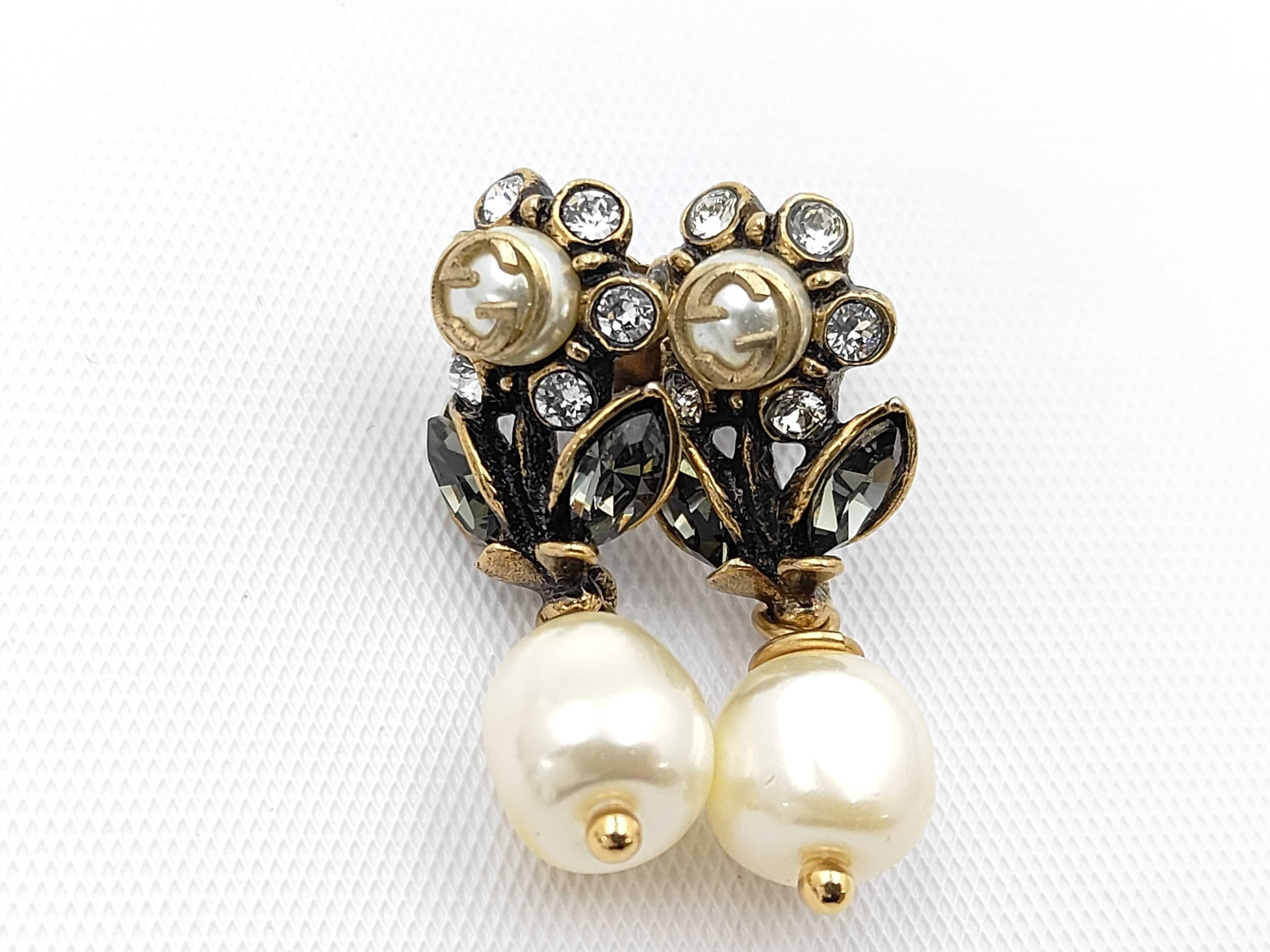 pearl earrings