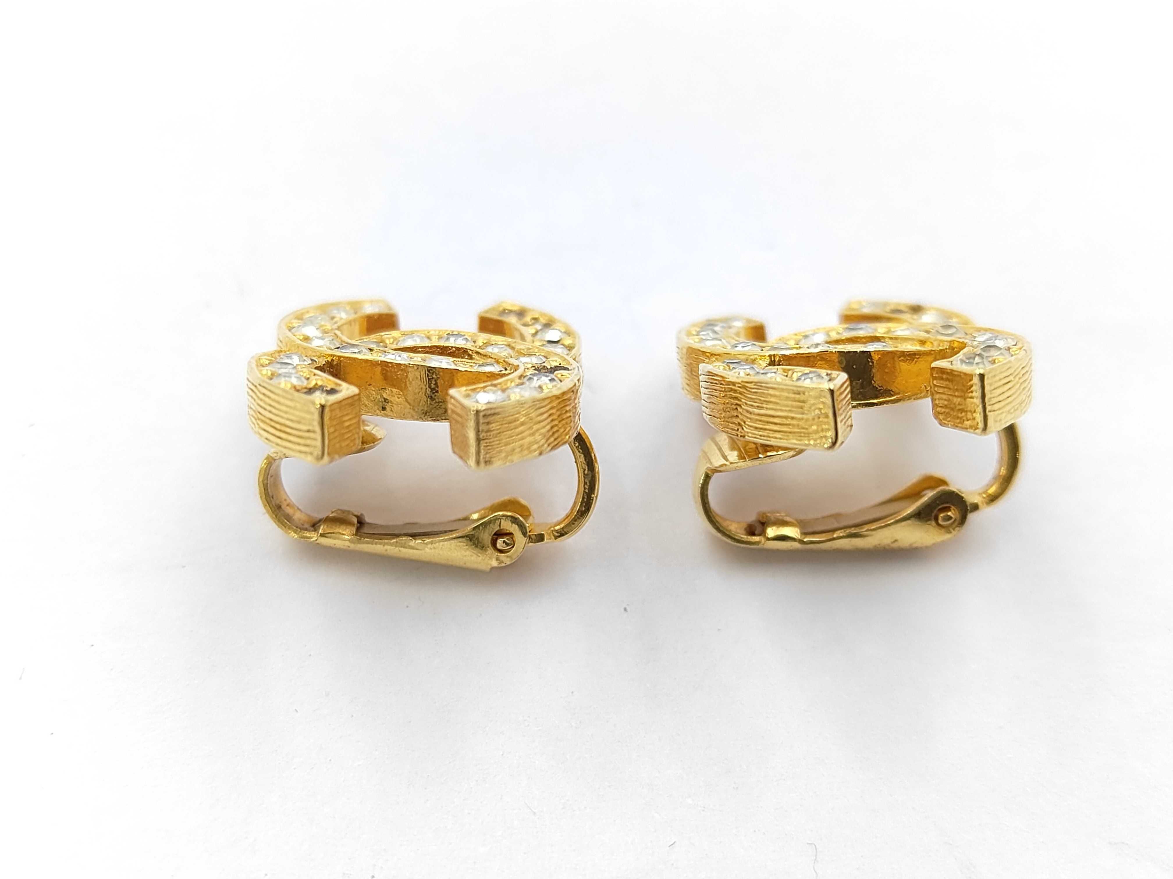 earrings — view 3