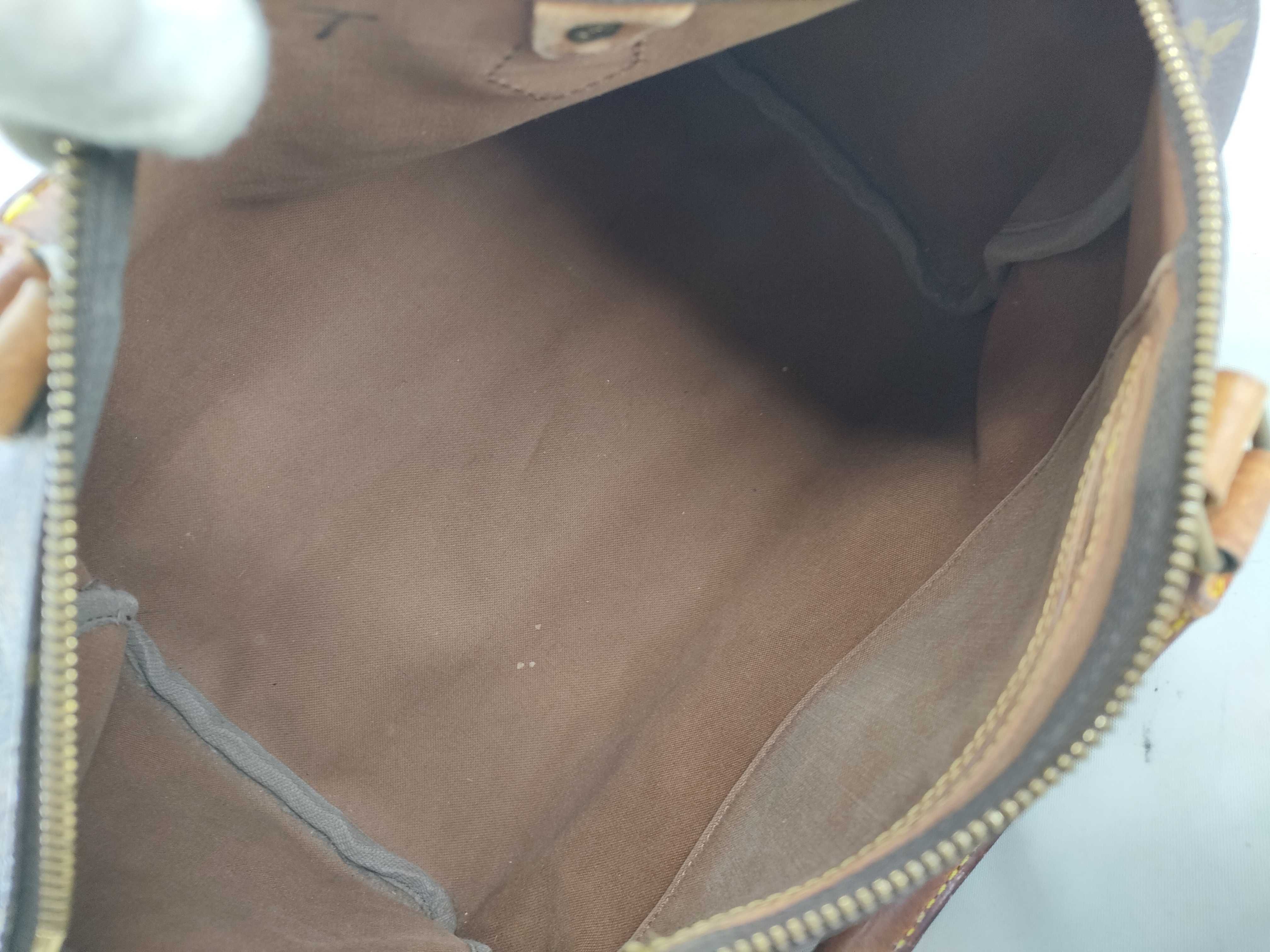 Monogram Louis Vuitton Speedy 30 Boston Bag — view 10