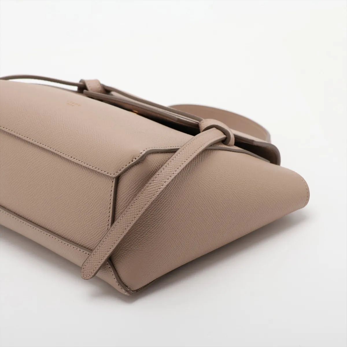 Belt Bag Nano Leather 2-Way Handbag Beige — view 3
