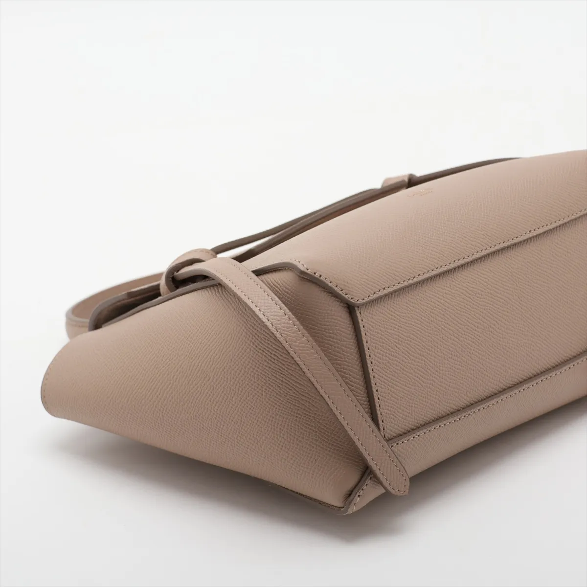 Belt Bag Nano Leather 2-Way Handbag Beige — view 4