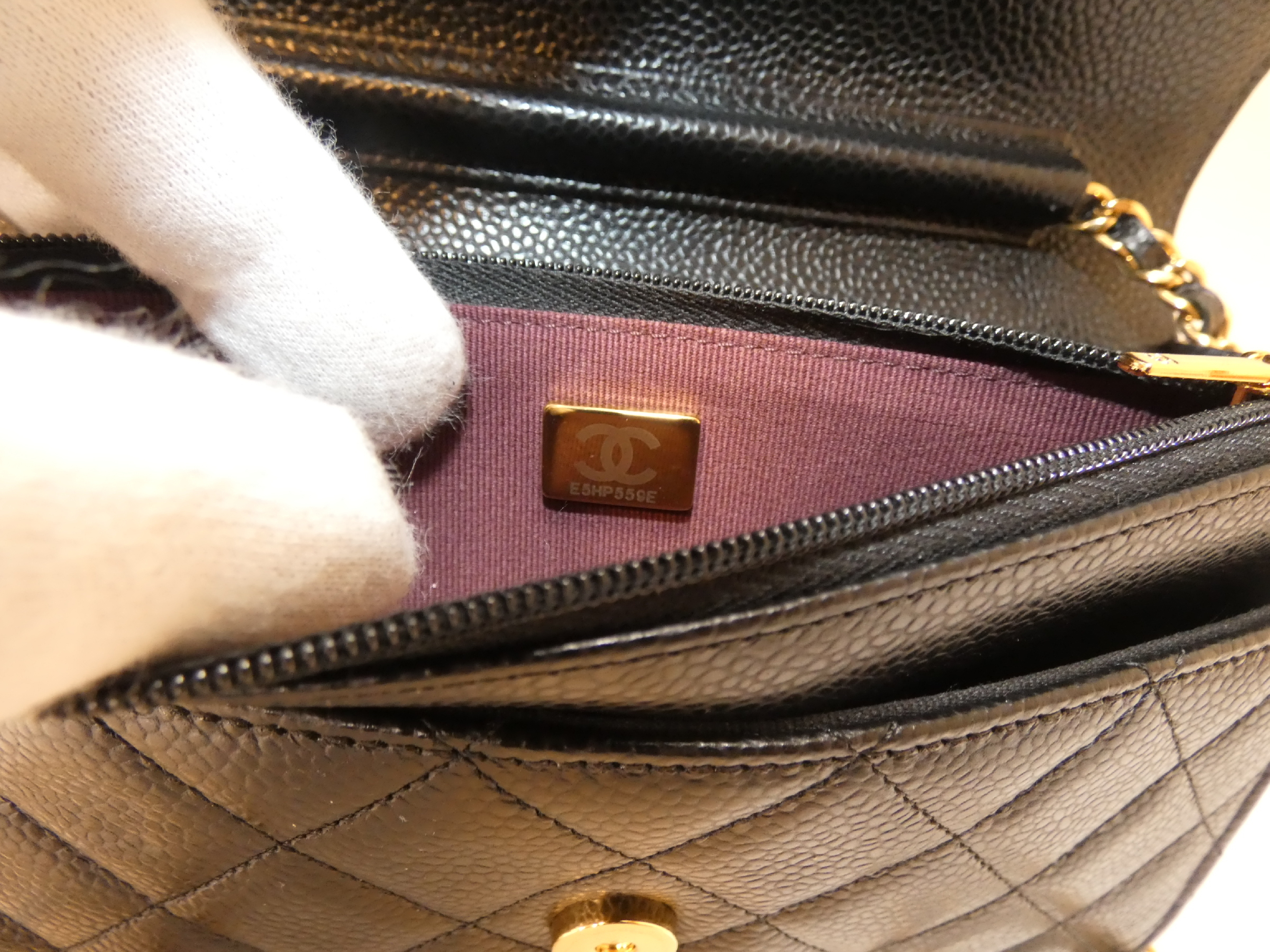 Coco Caviar Skin Black Chain Wallet Shoulder Bag — view 11