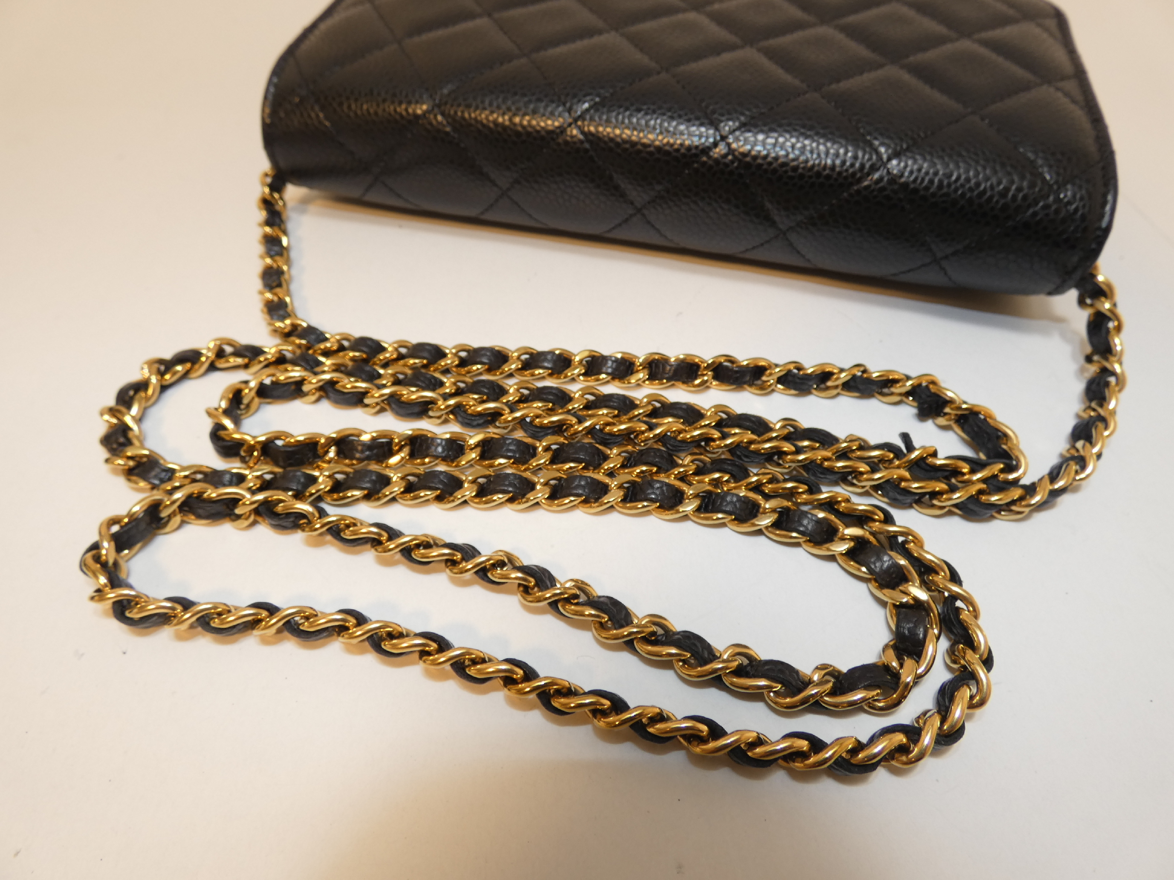 Coco Caviar Skin Black Chain Wallet Shoulder Bag — view 4