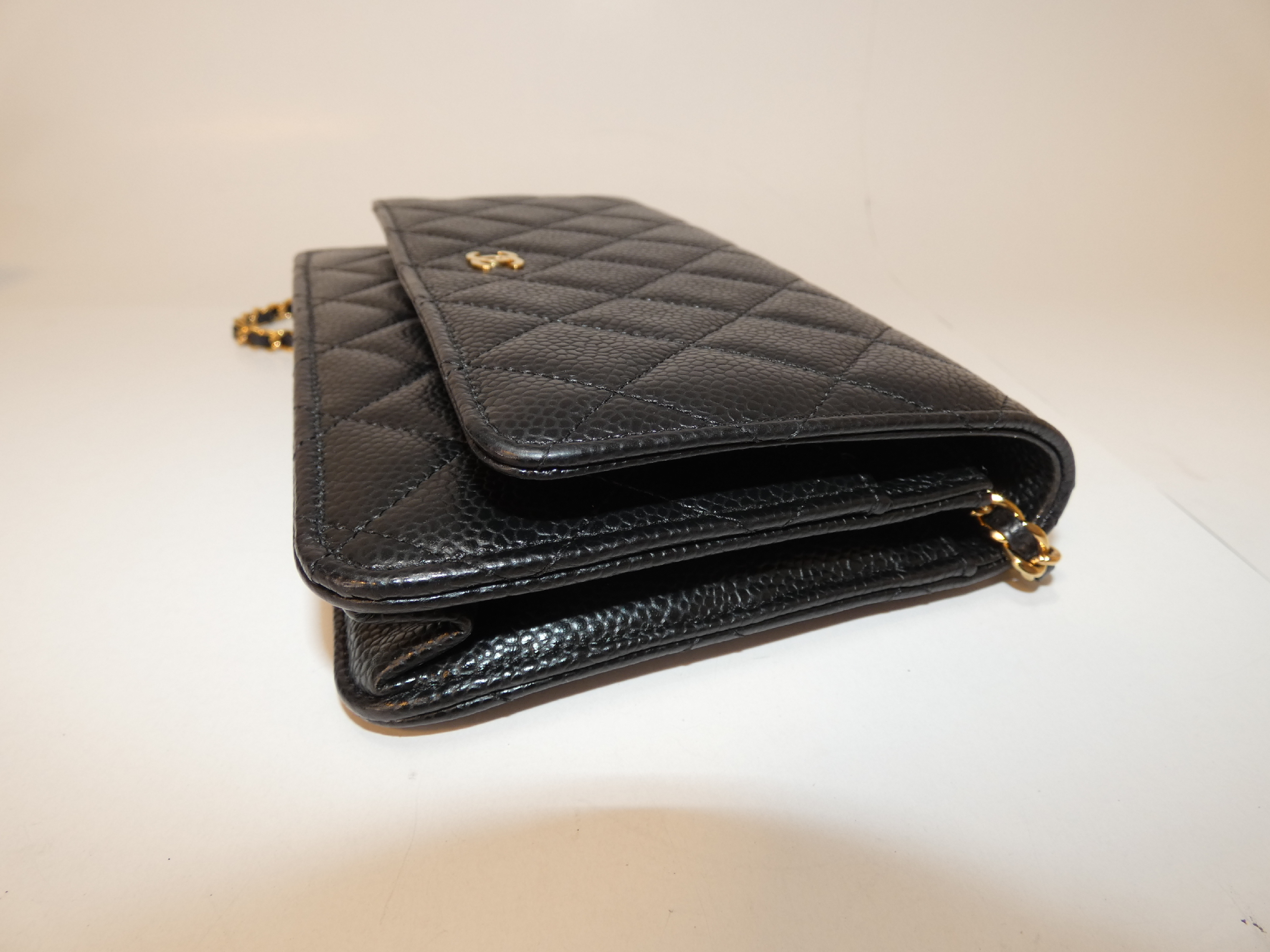 Coco Caviar Skin Black Chain Wallet Shoulder Bag — view 7