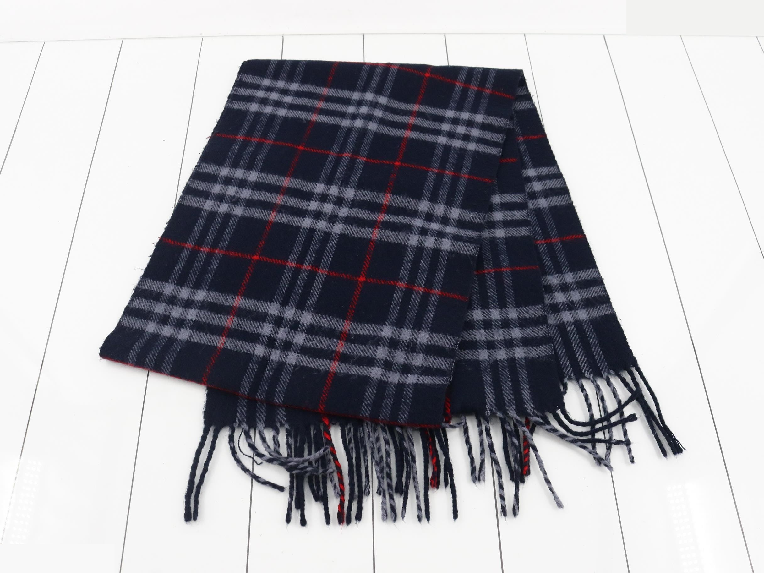 Scarf, Nova Check pattern, navy — view 3