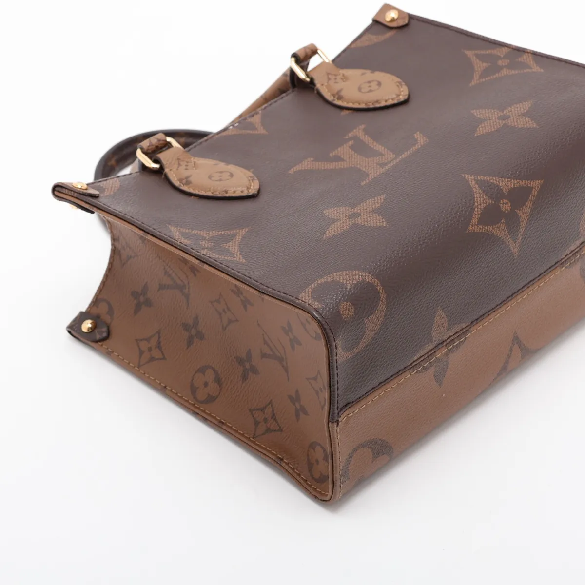Monogram Giant Reverse OnTheGo PM M46373 Brown (RFID detected) — view 4