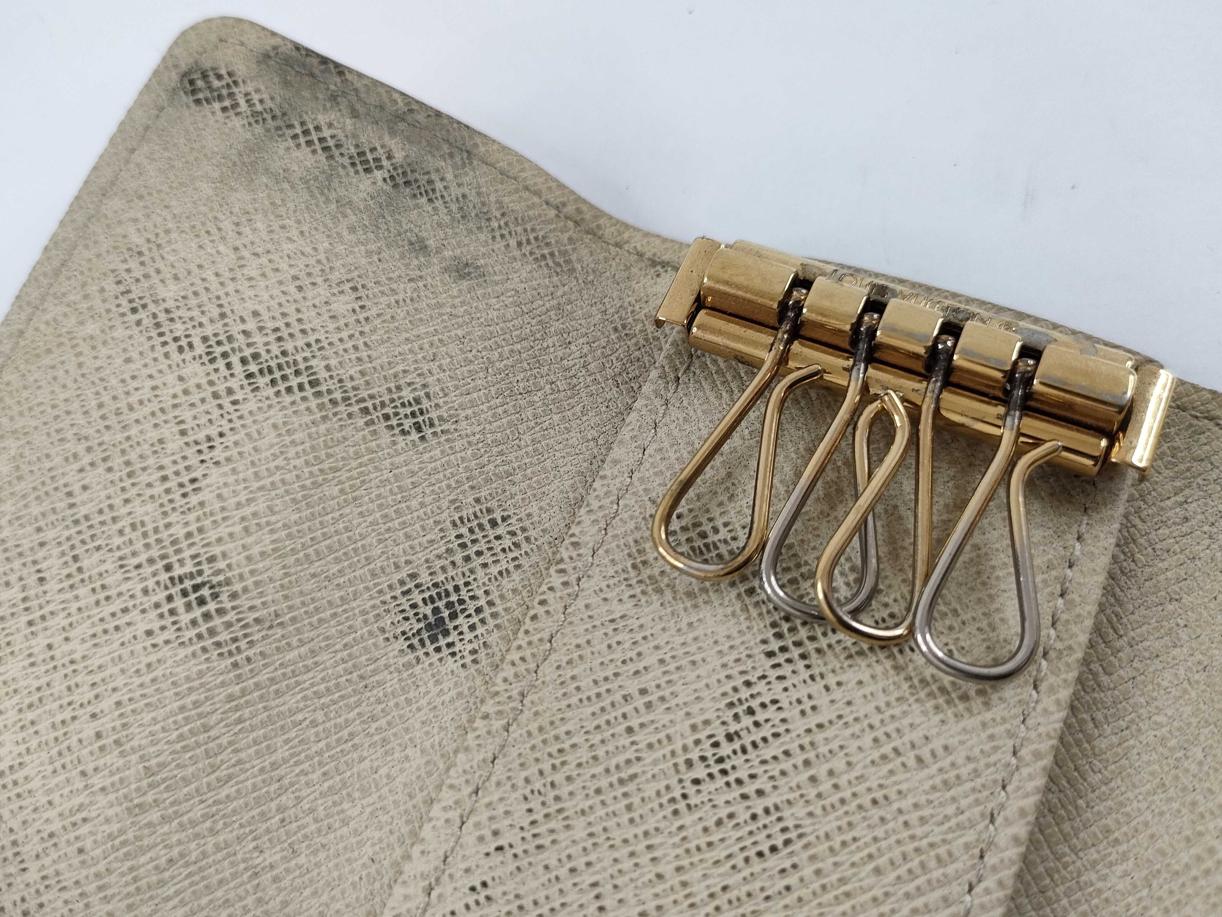 Damier Azur 4-ring Key Case — view 8