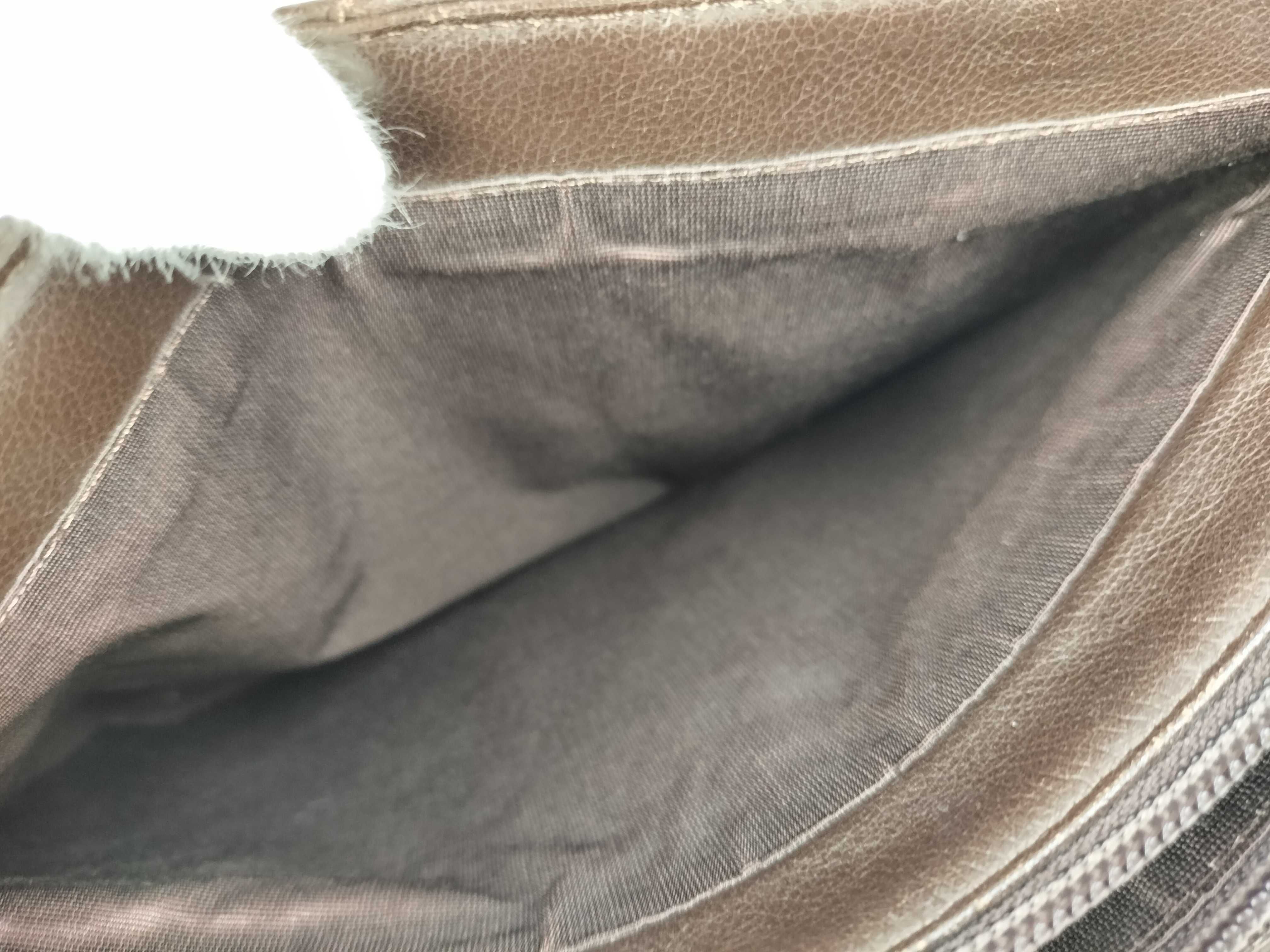 handbag, Burberry all-leather, grained leather, gold hardware handbag — view 12