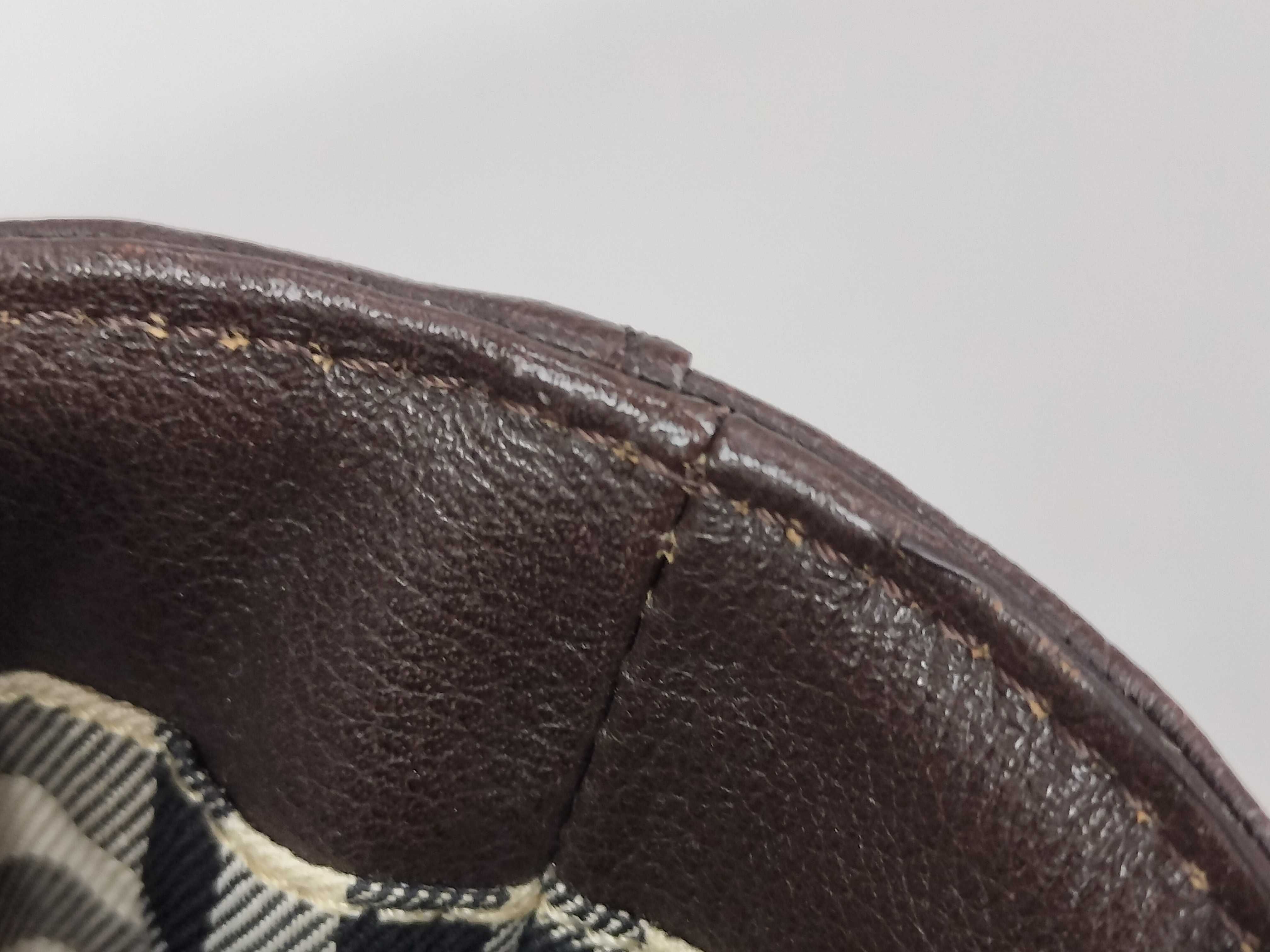 handbag, Burberry all-leather, grained leather, gold hardware handbag — view 9