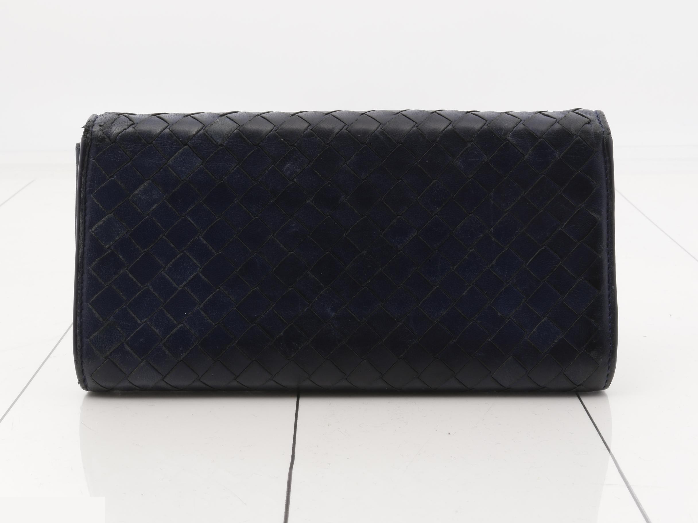 Intrecciato folding wallet, navy — view 2