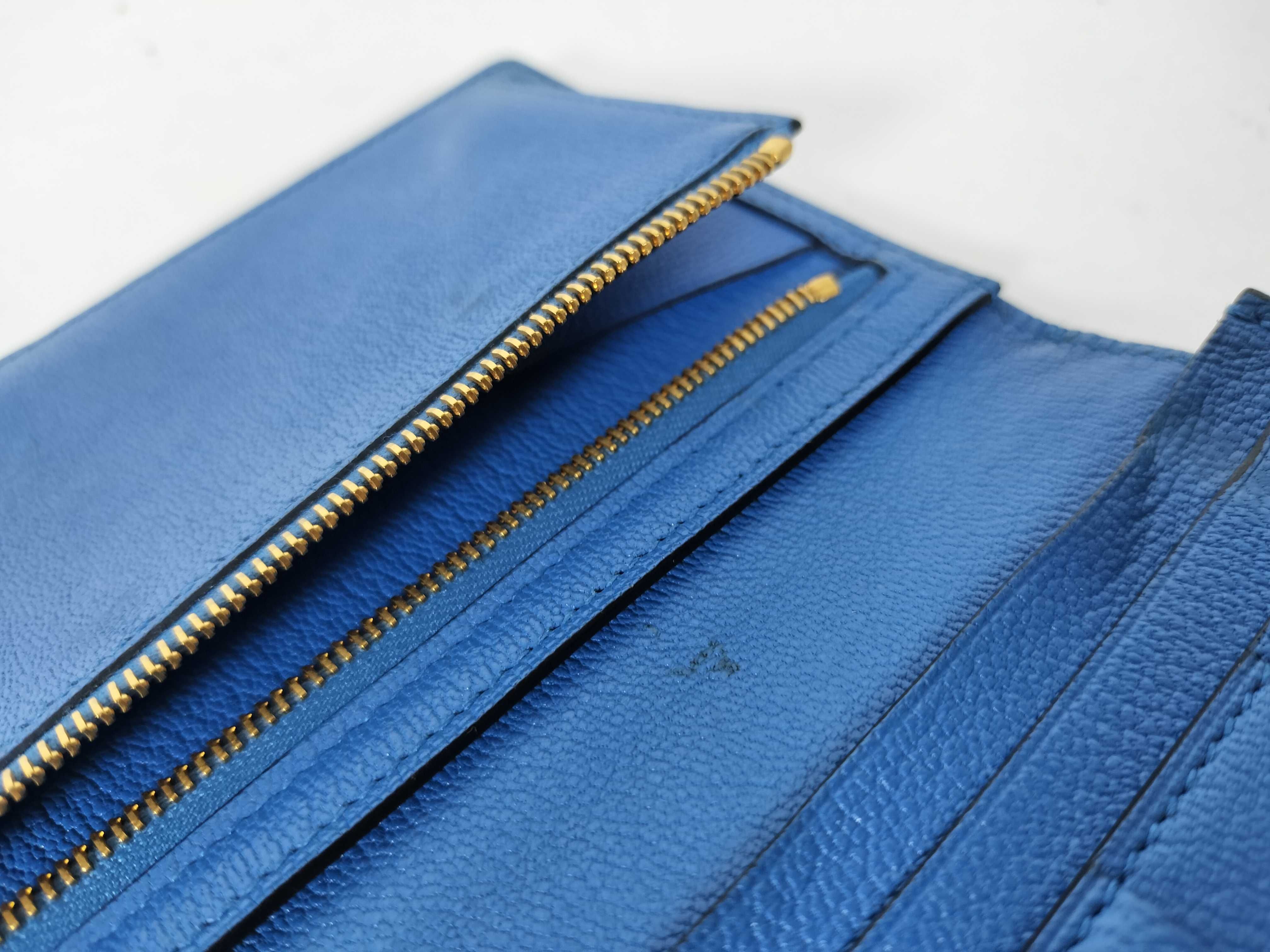 Bearn wallet, 2020 model, alligator leather, blue tones, gold hardware, Y stamp. — view 10