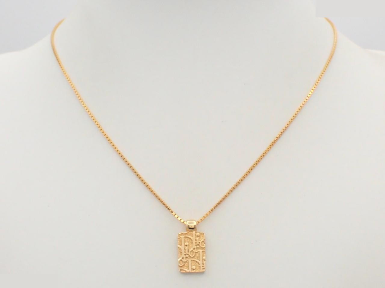 Trotter (precious metal) necklace pendant, chain approximately 43 cm — view 3