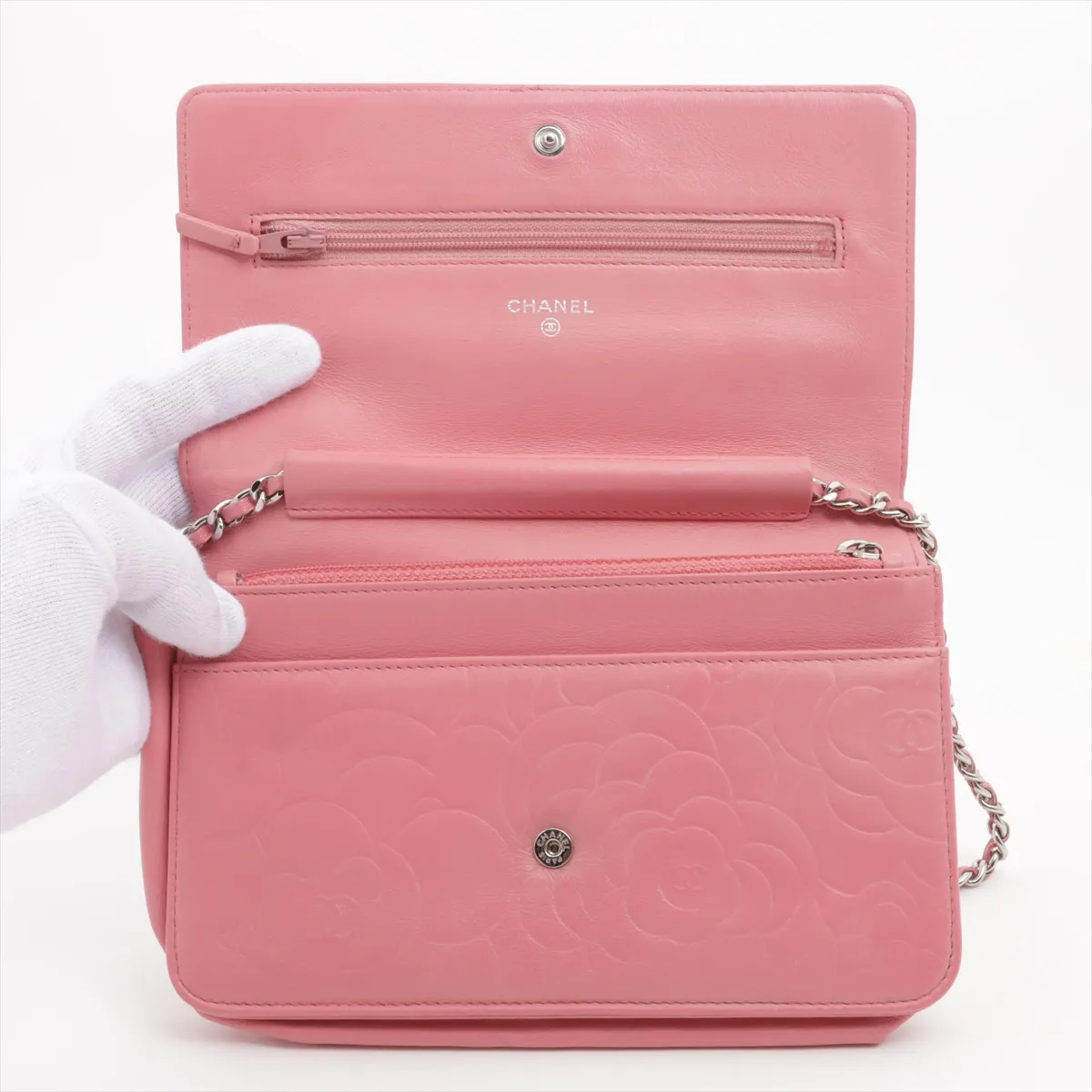 Camellia Lambskin Chain Wallet Pink Silver Hardware 16735050 — view 3