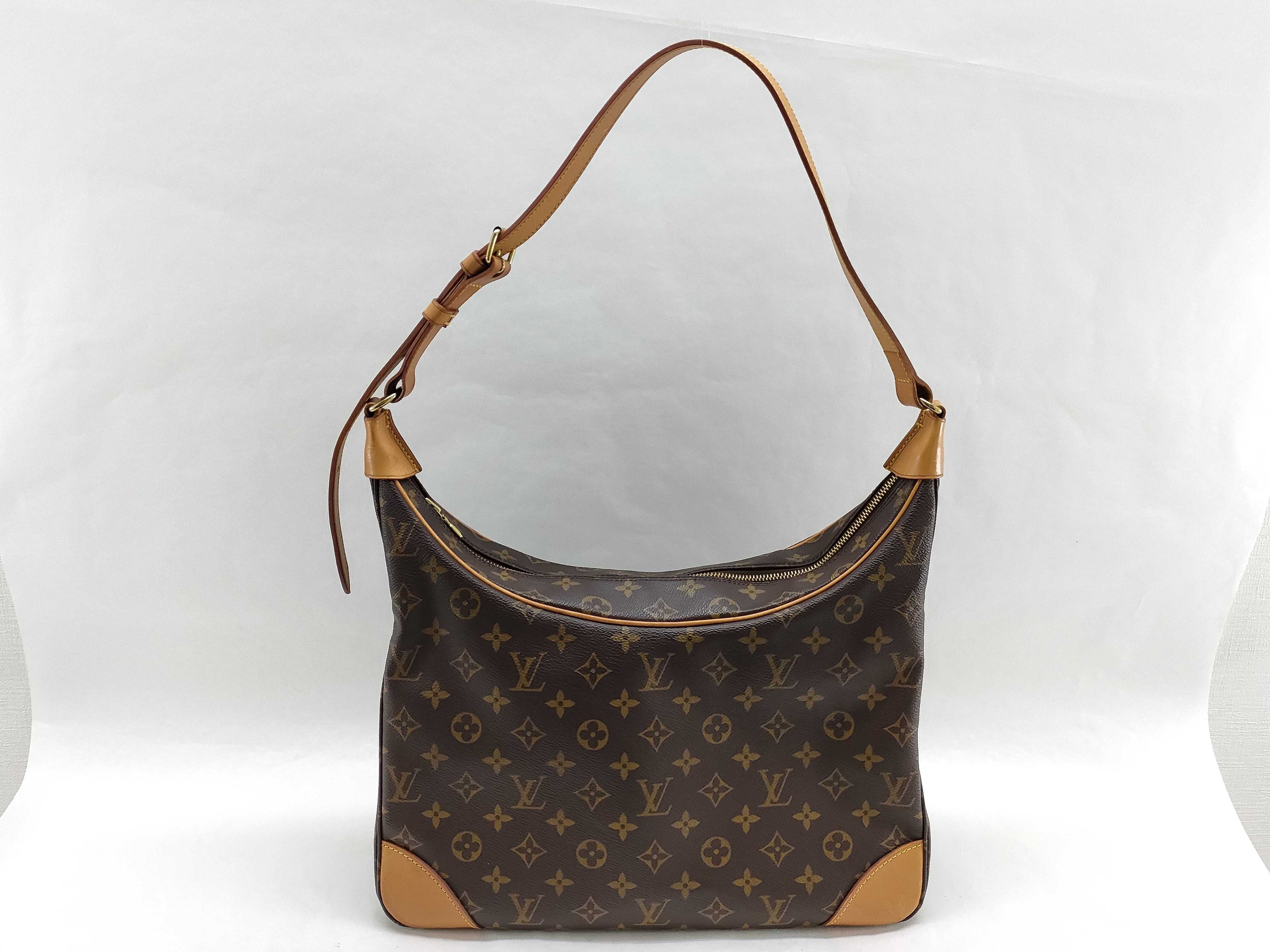 Monogram Vuitton Monogram Boulogne 35 M51260 Shoulder Bag