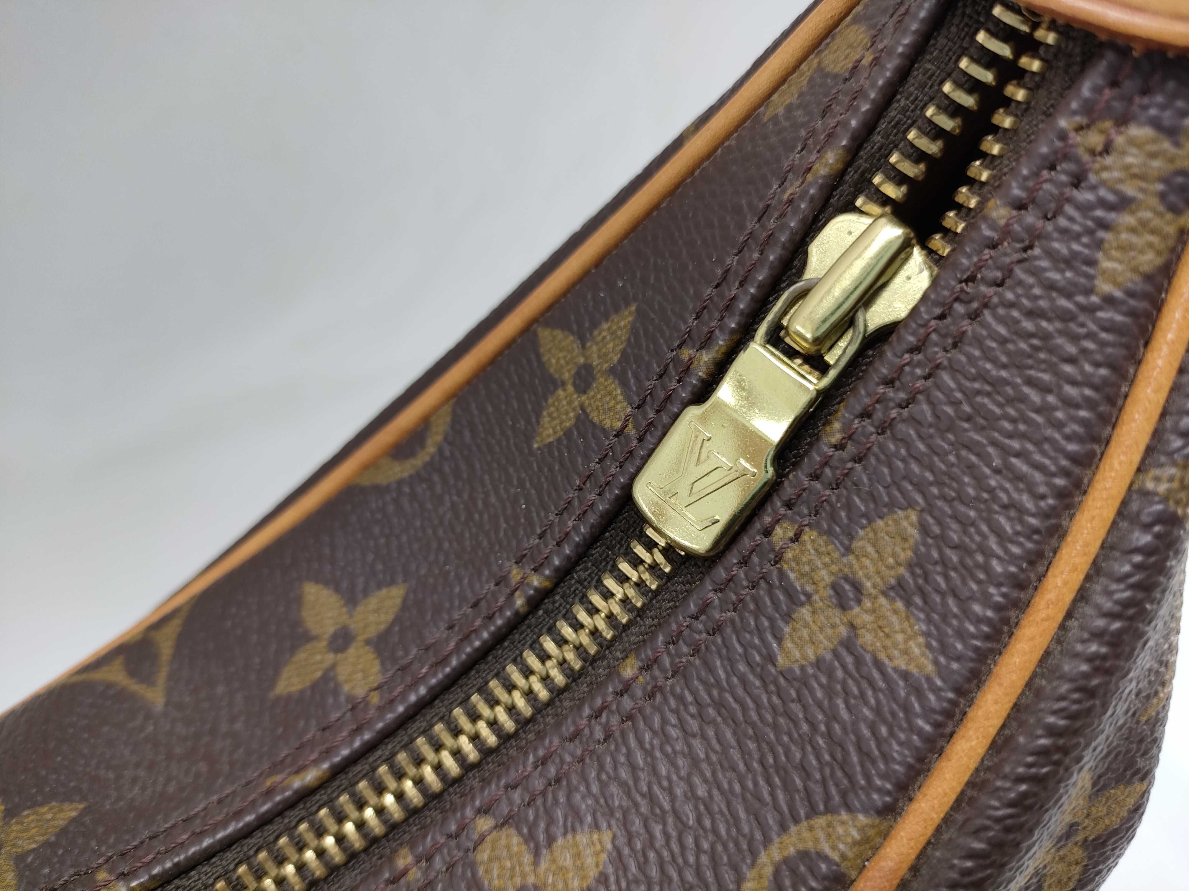 Monogram Vuitton Monogram Boulogne 35 M51260 Shoulder Bag — view 14