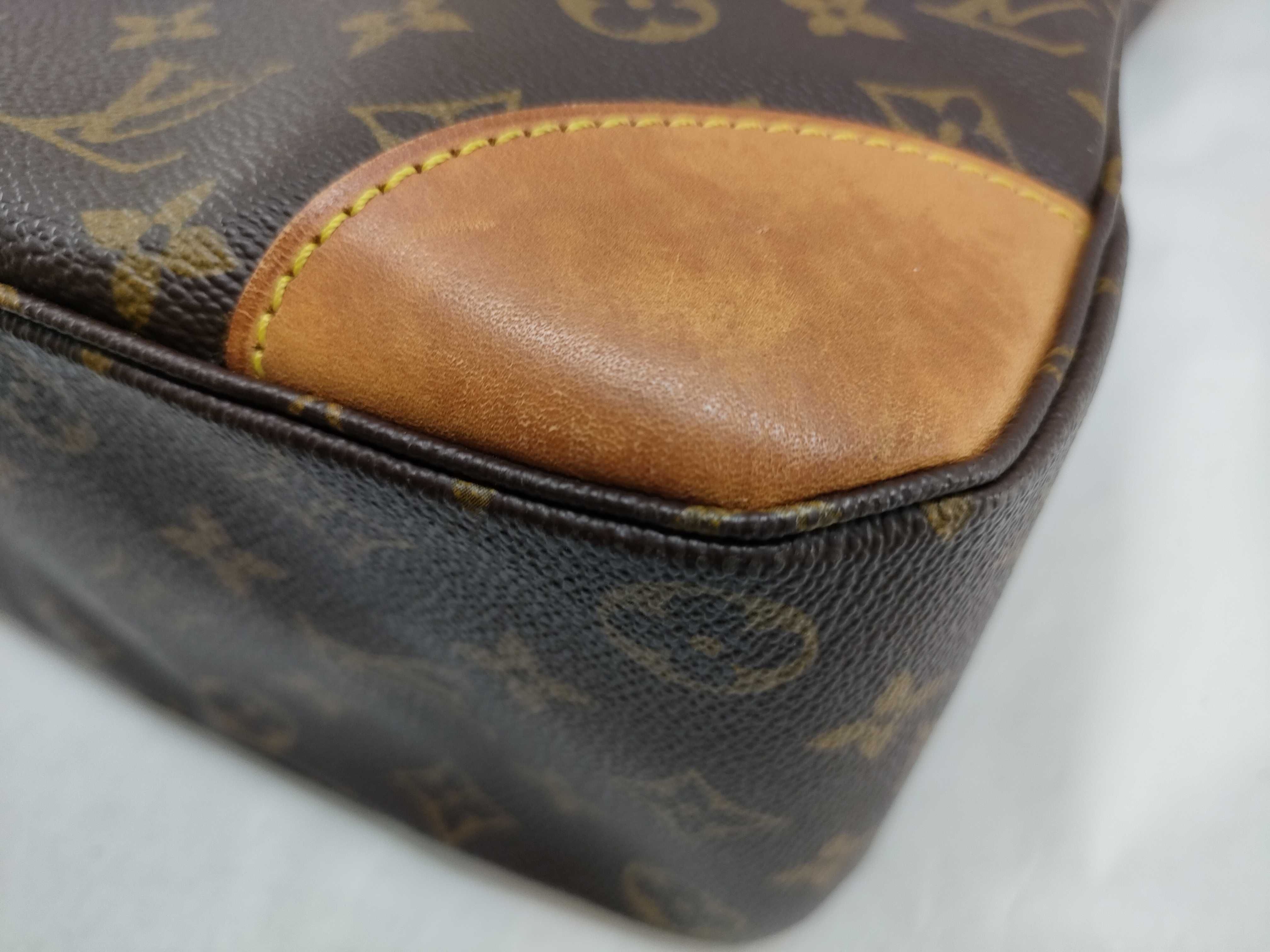 Monogram Vuitton Monogram Boulogne 35 M51260 Shoulder Bag — view 7