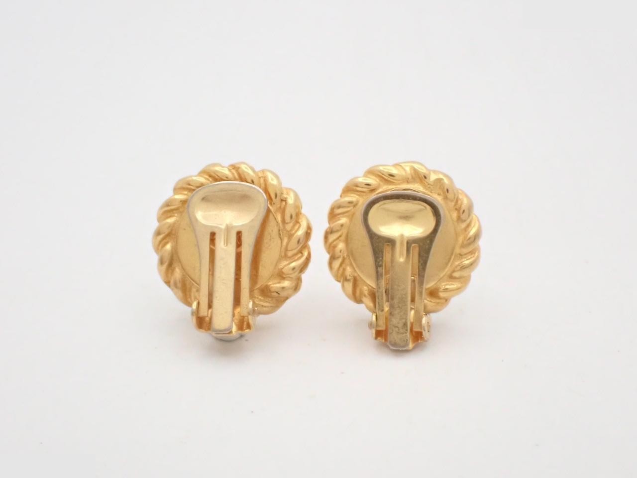 Other lines: Precious metals and earrings — view 2