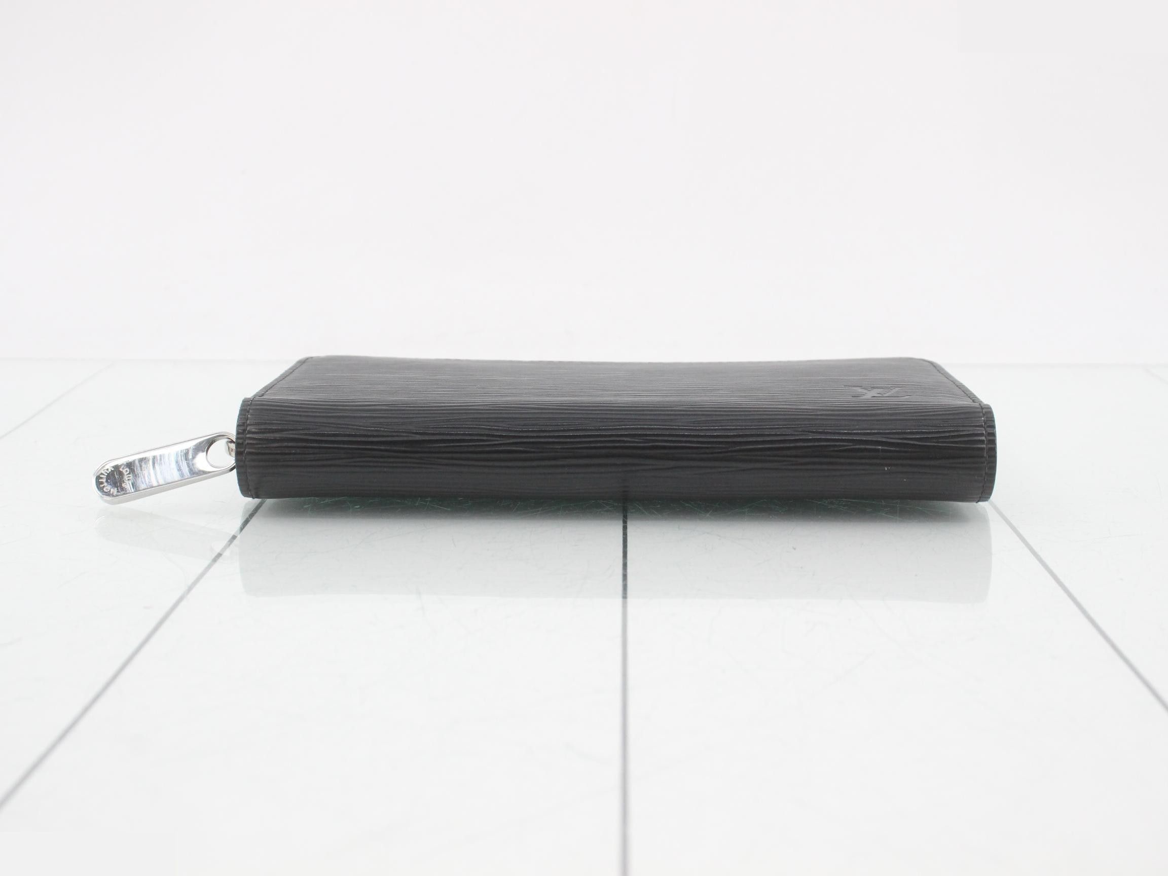 Epi Zippy Wallet Noir Round Zipper Long Wallet — view 3