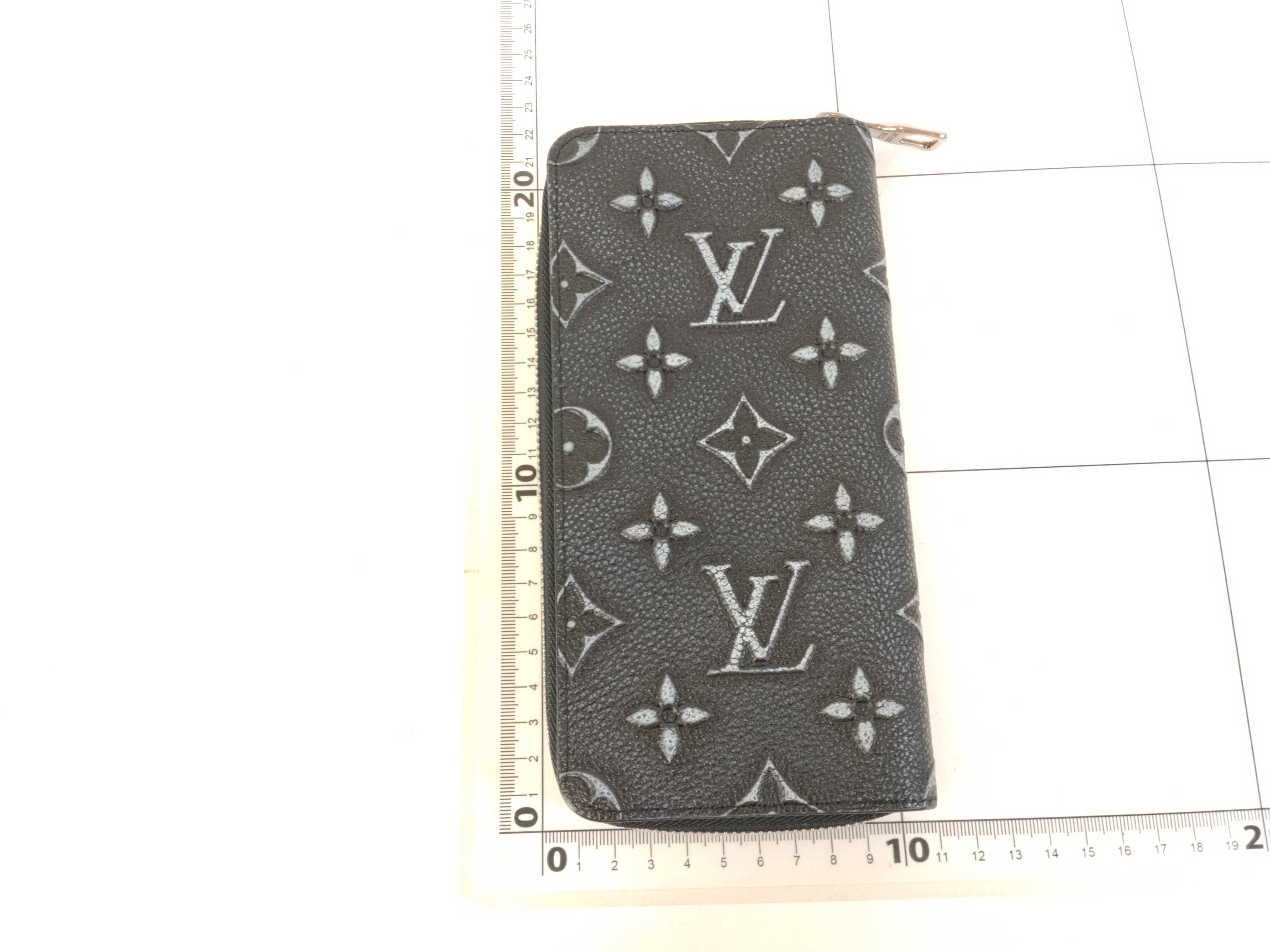 LV M81775 Monogram/Cowhide Leather Zippy Wallet Vertical — view 2