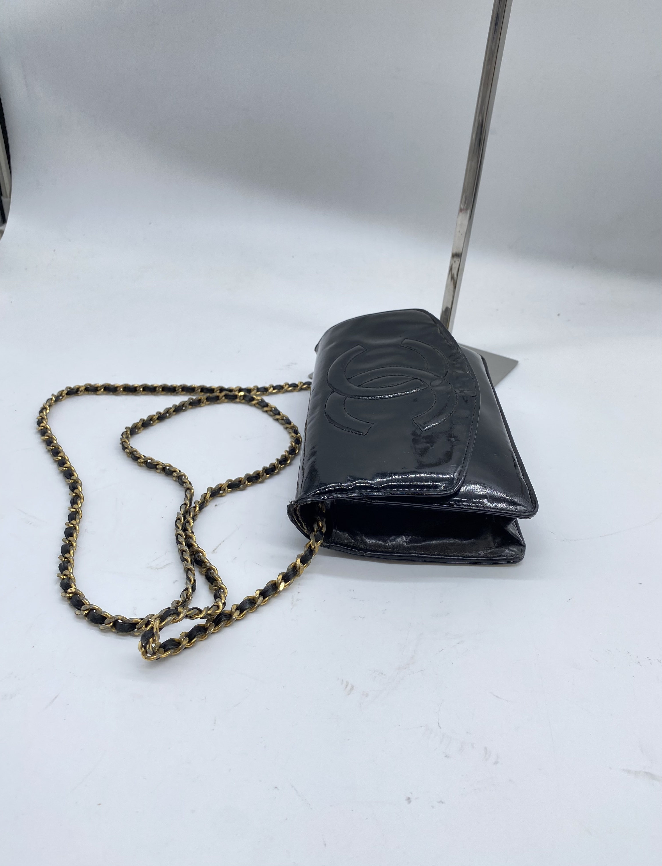 Enamel Coco Mark Chain Wallet Shoulder Bag — view 9