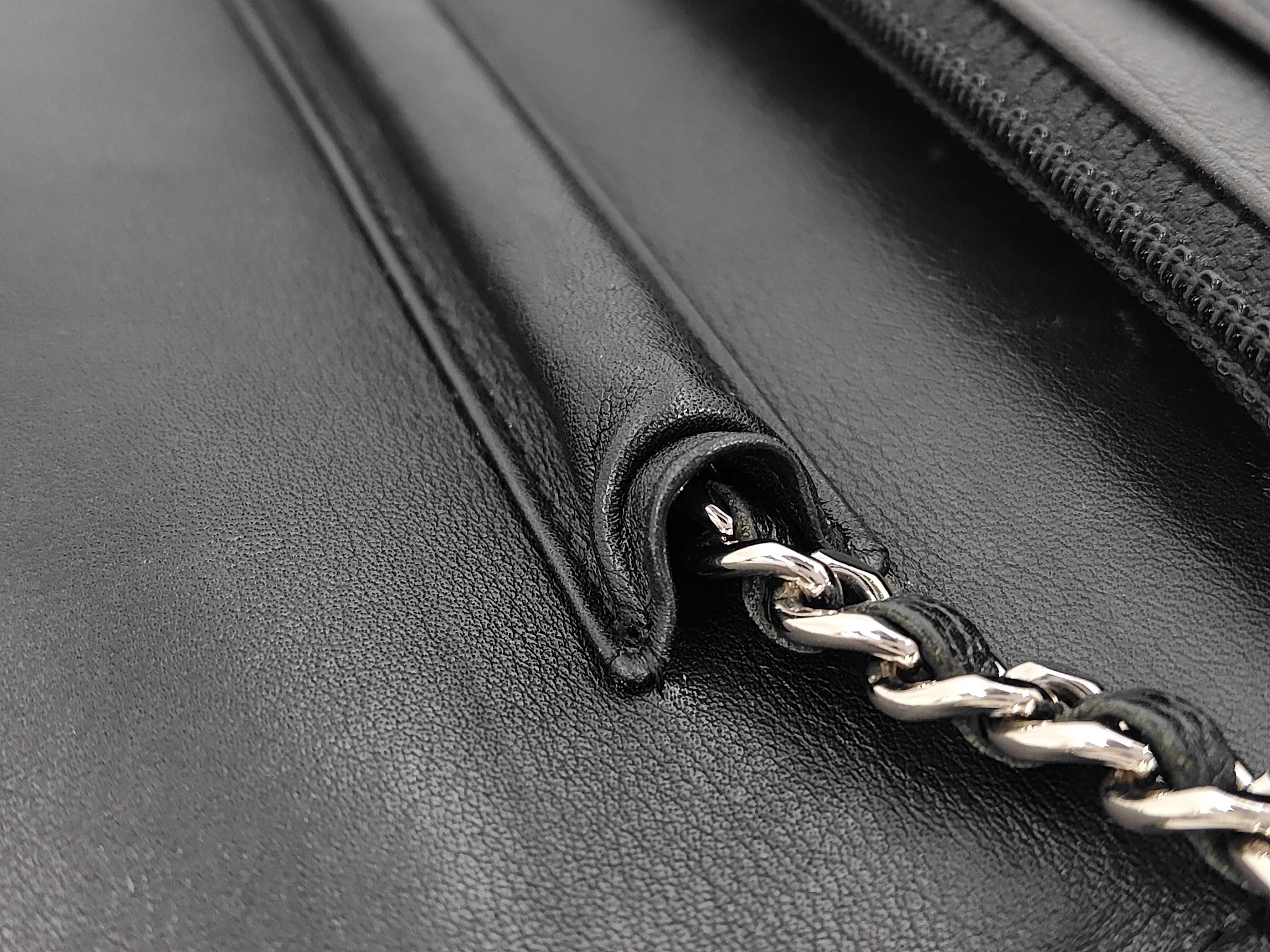Coco Mark Caviar Skin Chain Wallet Sevruga Black Silver Hardware Serial Number 14-series Shoulder Bag — view 5
