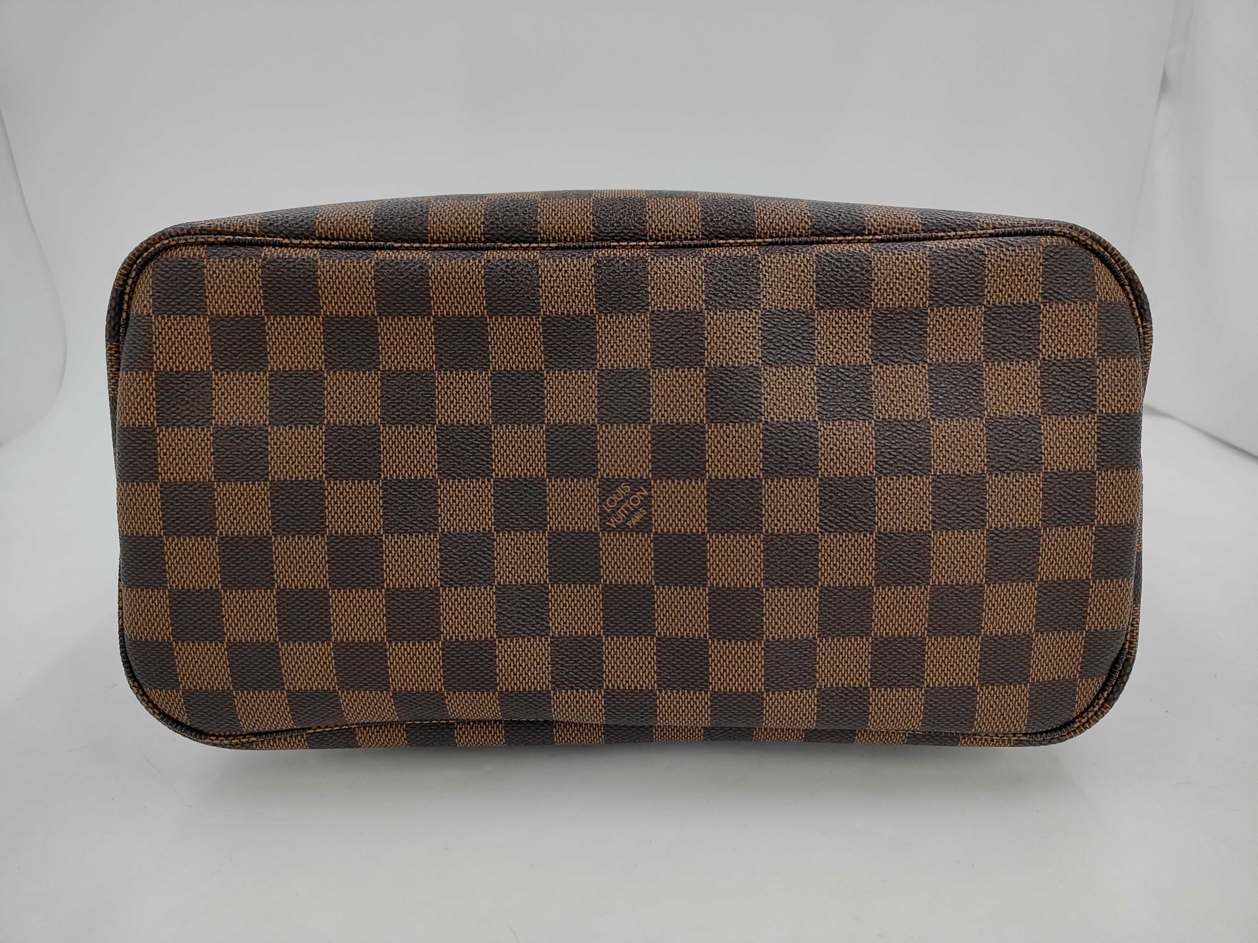 Damier N41358 Neverfull MM Tote Bag — view 3