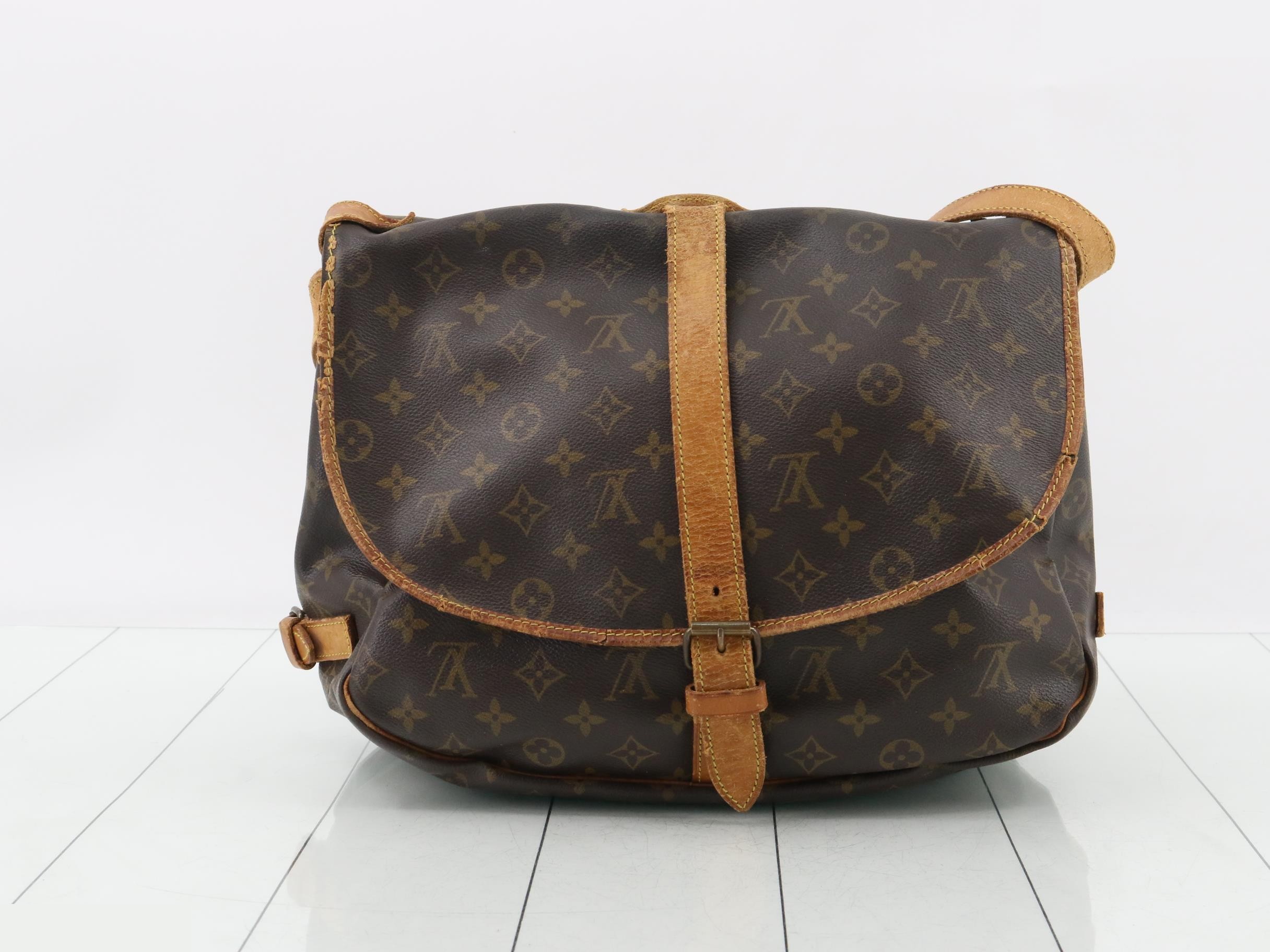 M42254 Monogram Saumur 35 Shoulder Bag — view 2