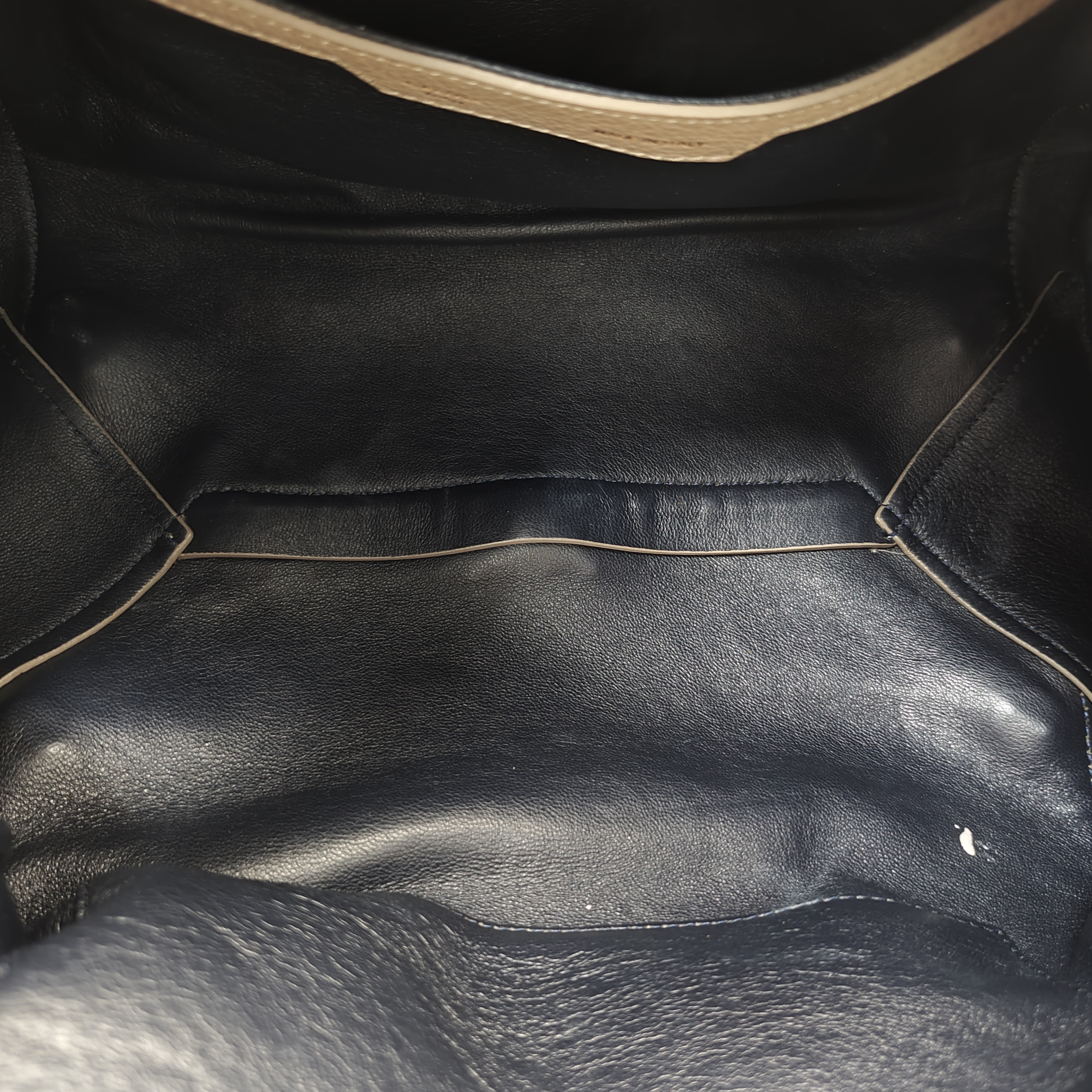 【*Shipped from: China*】CELINE Duffle 6 Leather Shoulder Bag — view 6