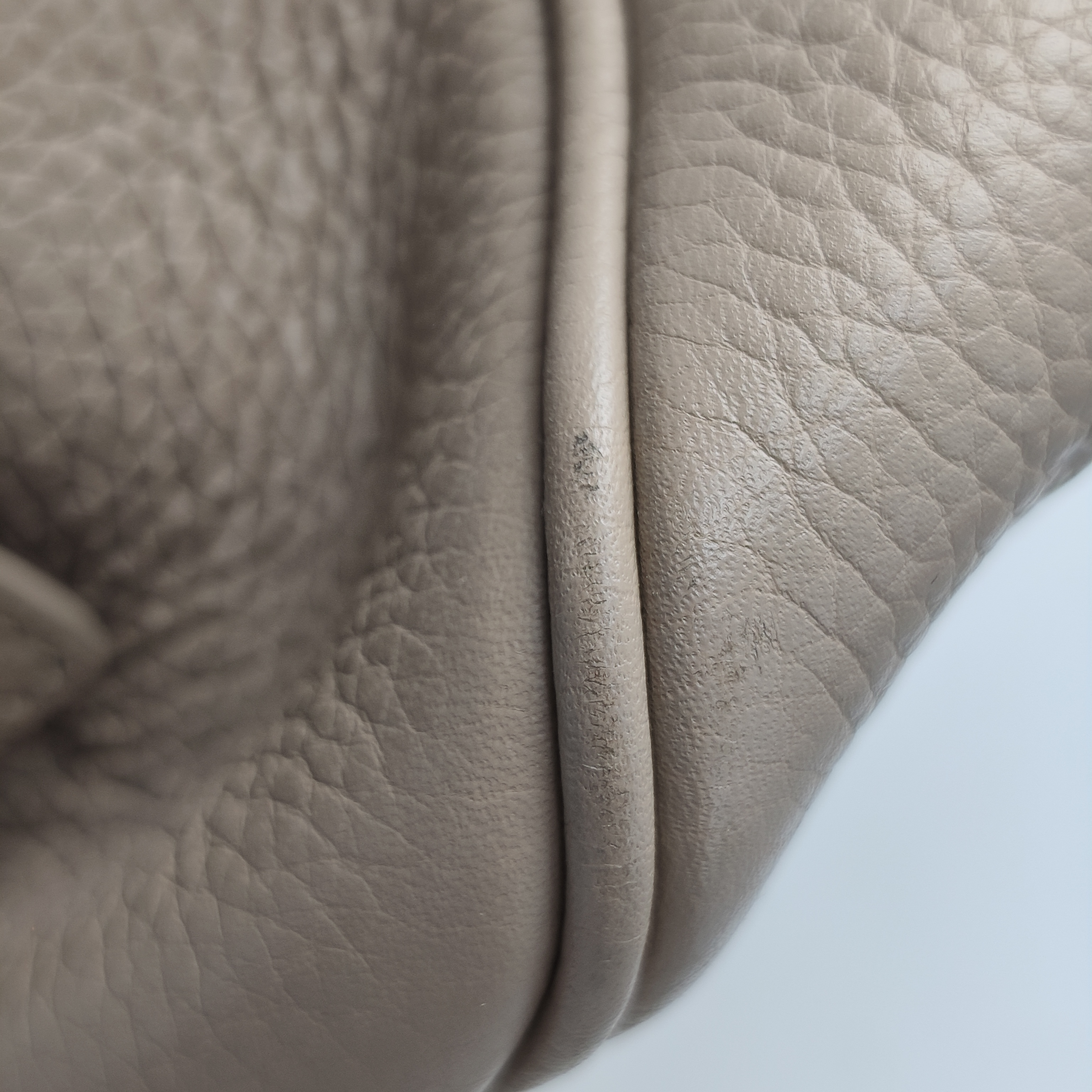 【*Shipped from: China*】CELINE Duffle 6 Leather Shoulder Bag — view 9