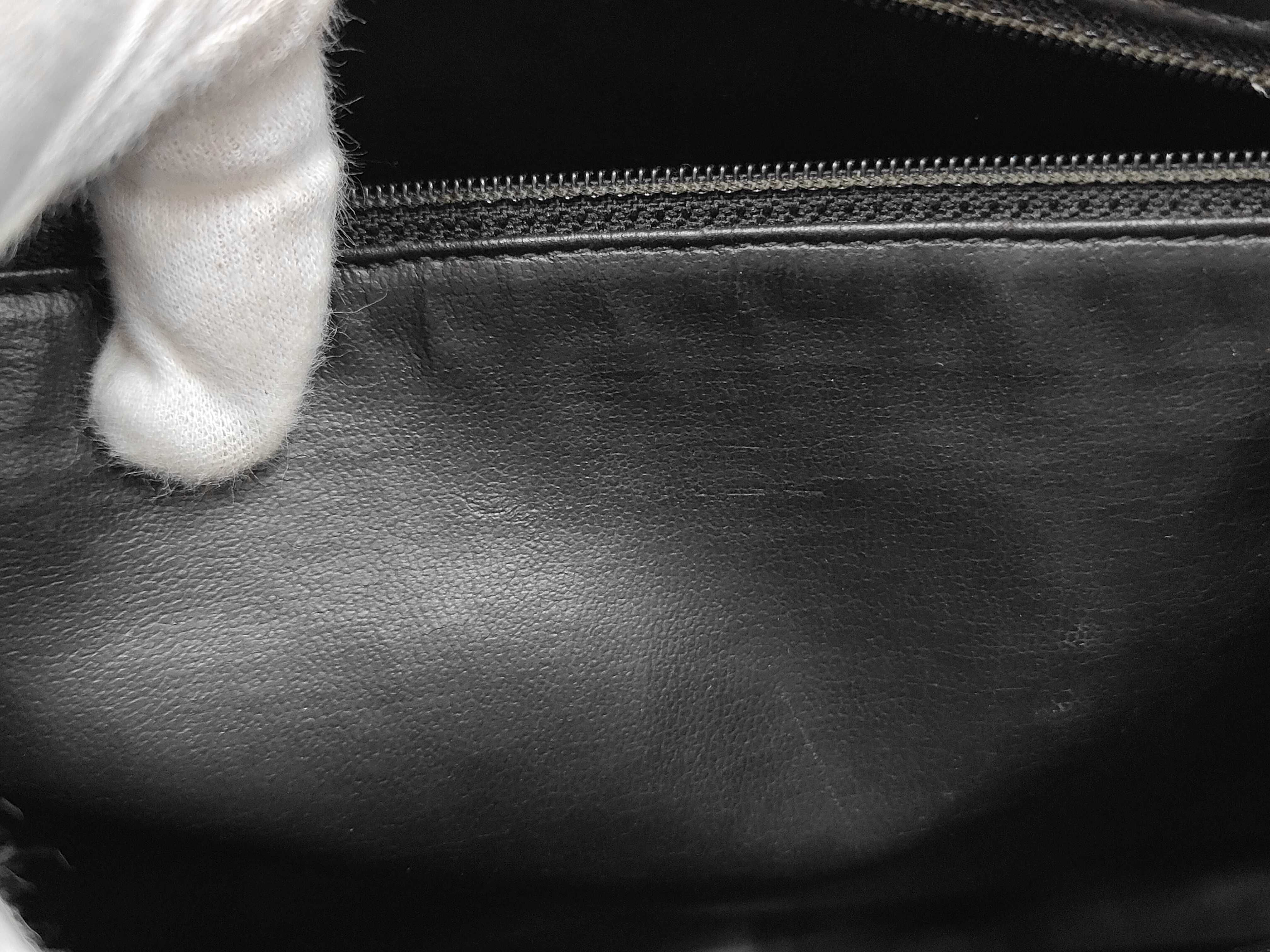 Caviar Skin Chain Turnlock Tote Bag — view 11