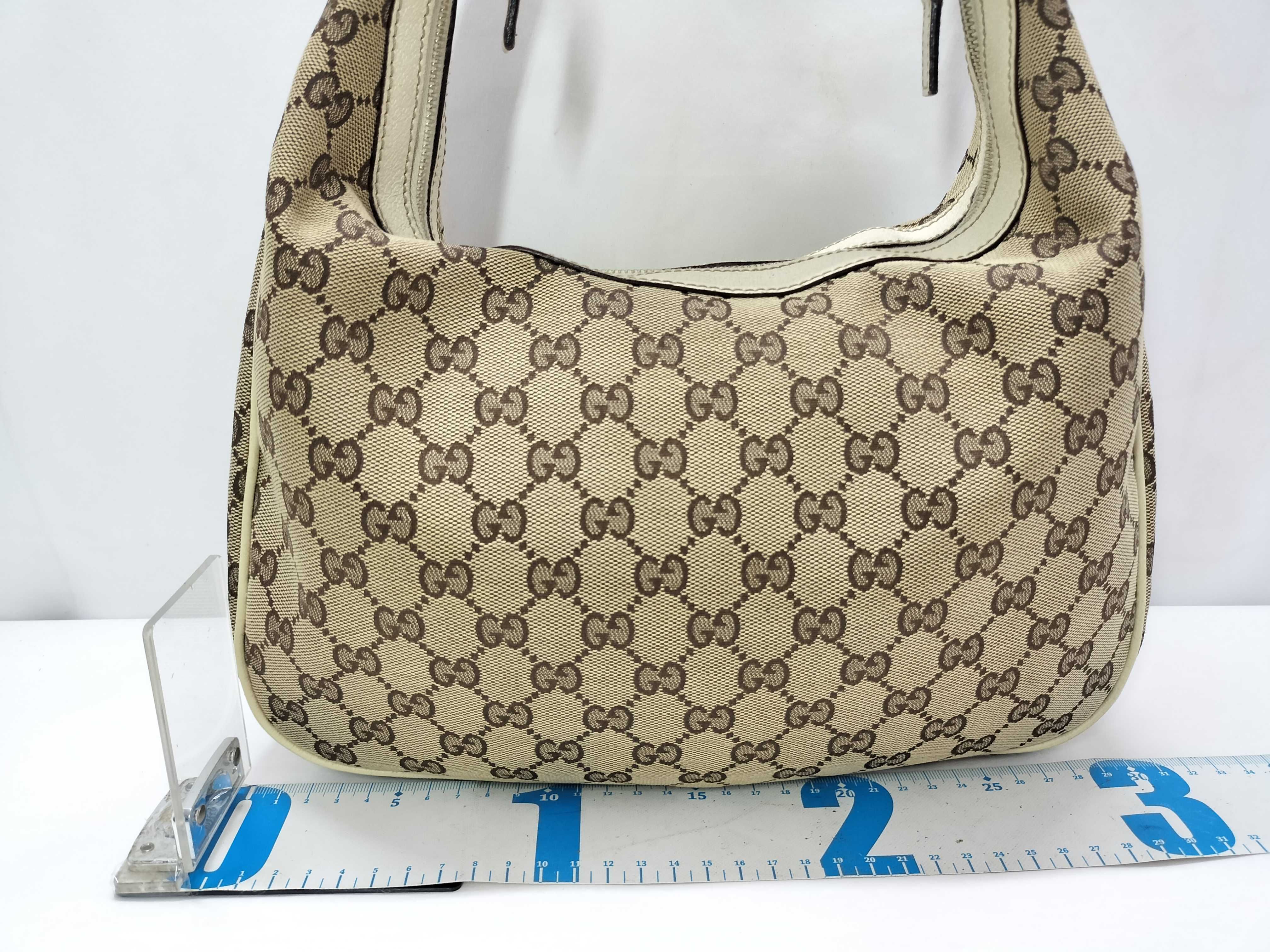 GG Canvas Gucci Handbag Shoulder Bag — view 2