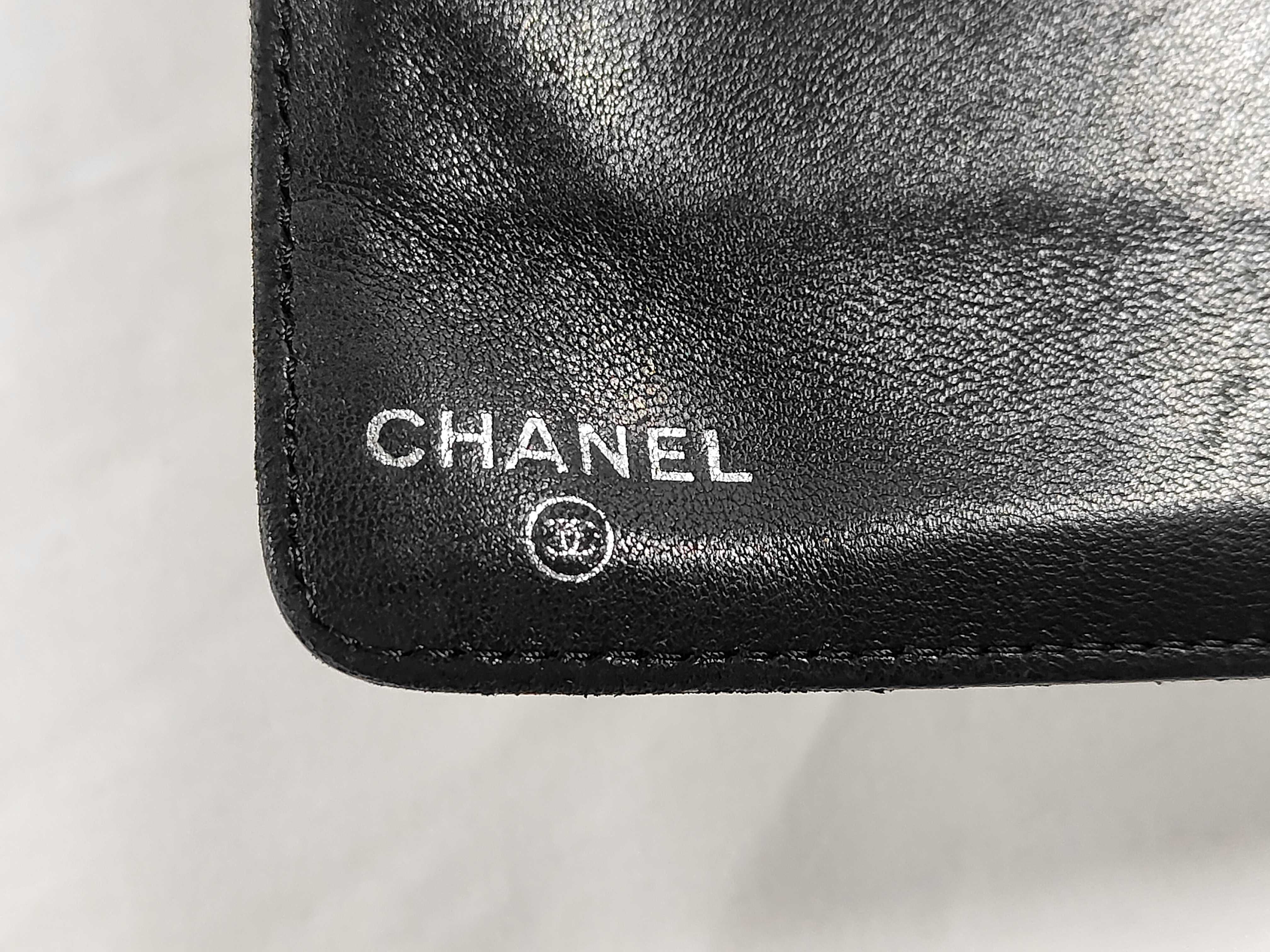 Icon Series Leather Bi-fold Wallet with Card Slots *1 — view 14