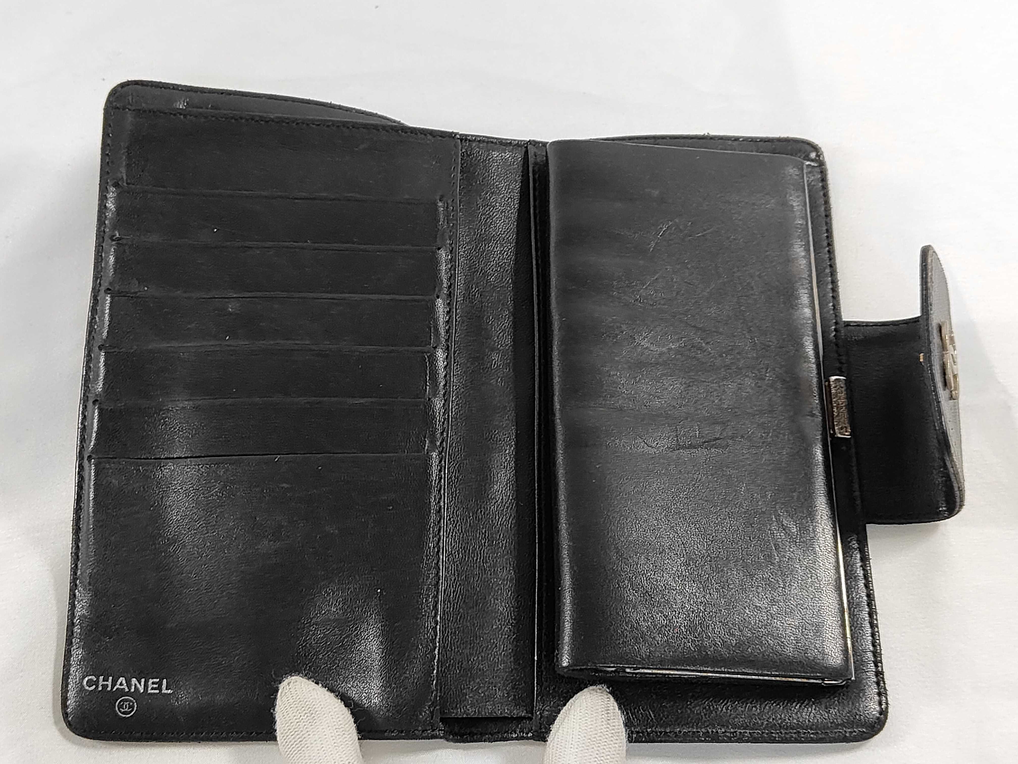 Icon Series Leather Bi-fold Wallet with Card Slots *1 — view 9