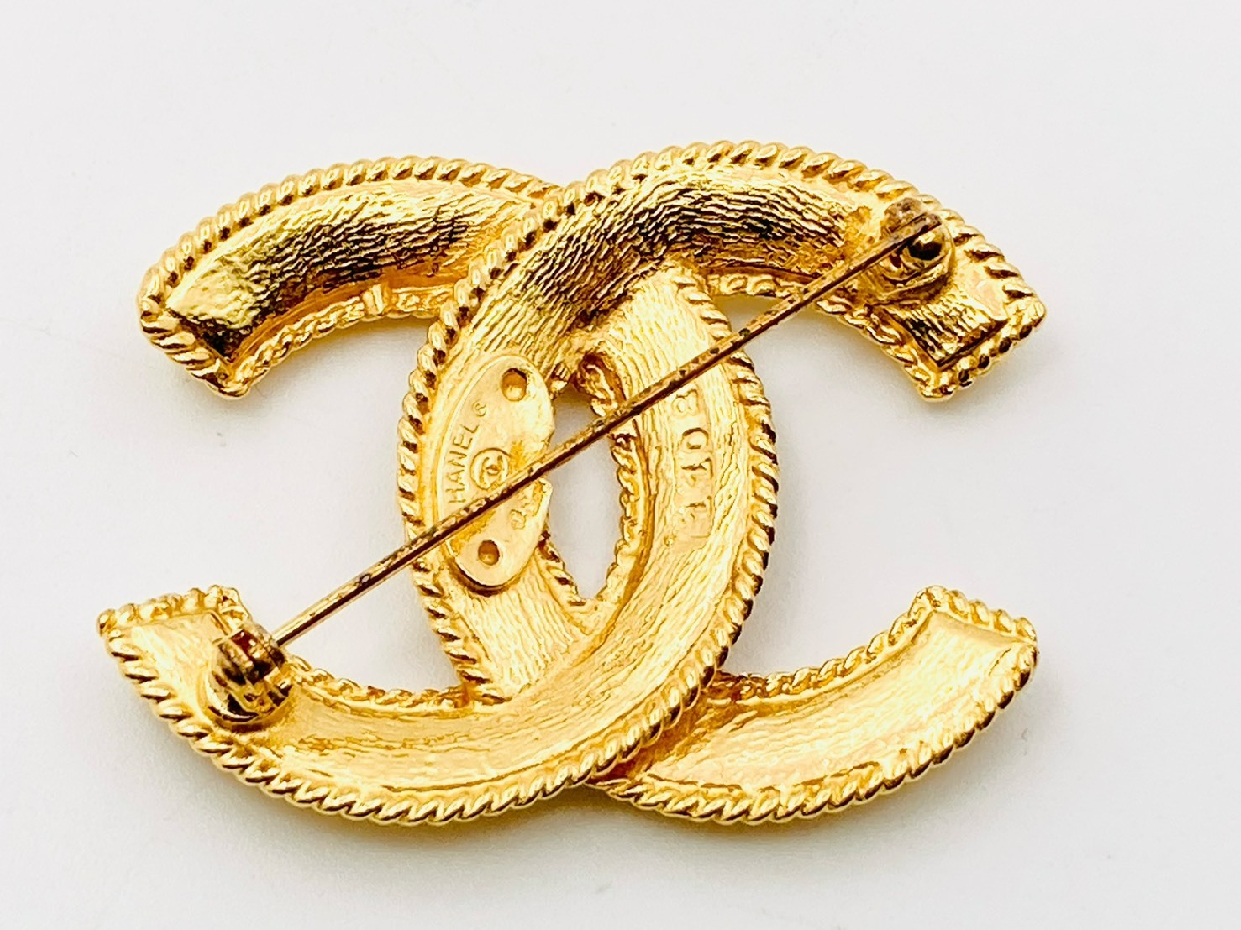 Coco Mark Brooch (with comments, item number 1108) Gold Brooch — view 2