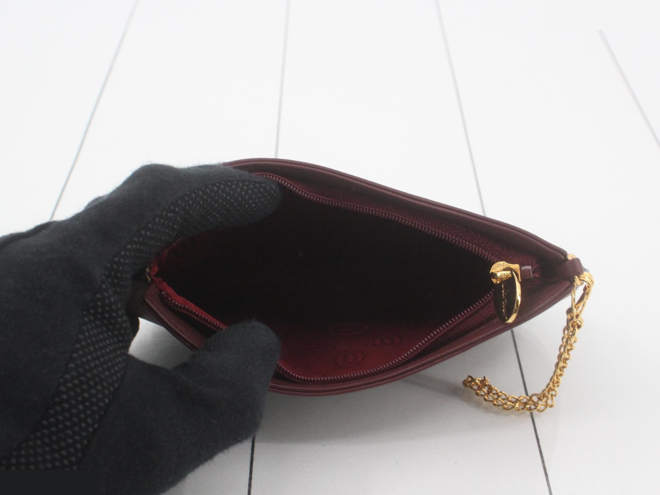 Mustline Chain Pouch Bordeaux — view 4
