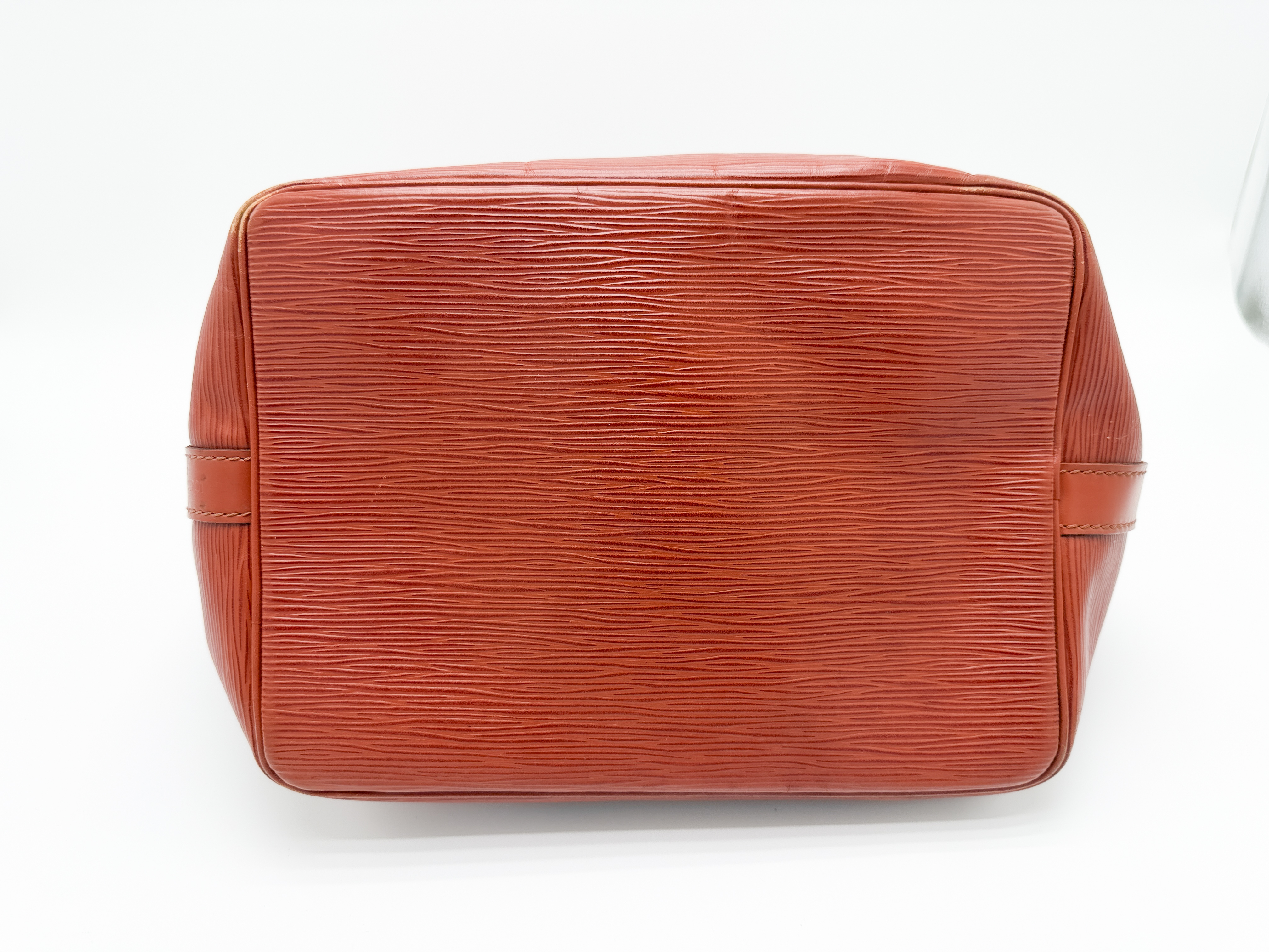 Epi M44103 Petit Noé Kenya Brown Shoulder Bag — view 9