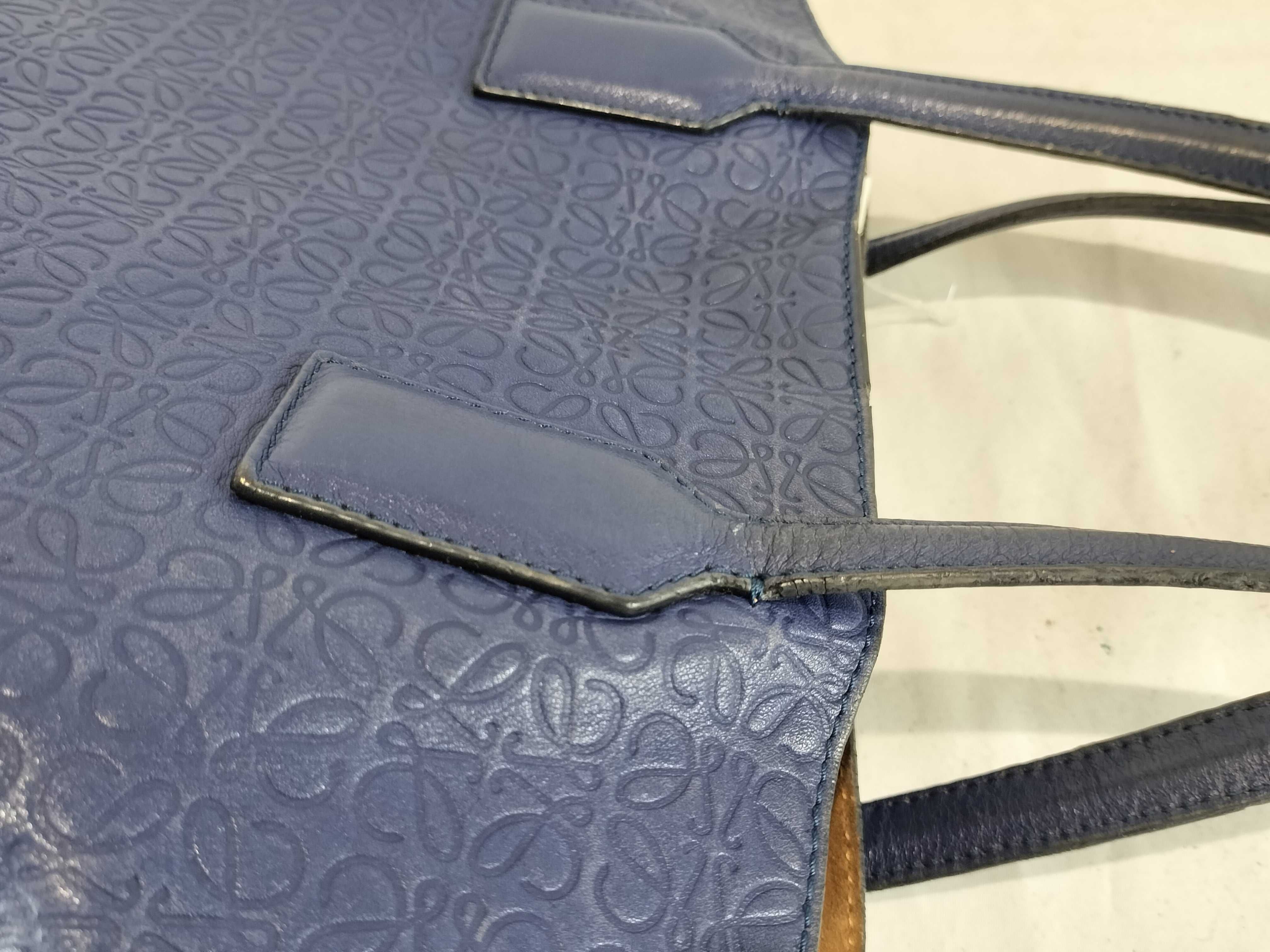 Repeat Anagram Leather Tote Bag Handbag — view 5